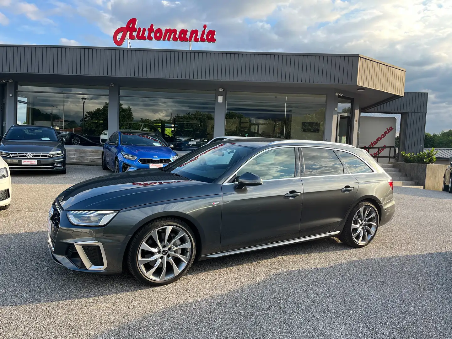 Audi A4 A4 Avant 45 3.0 tdi S line Edit. quat. 231cv tiptr Šedá - 1