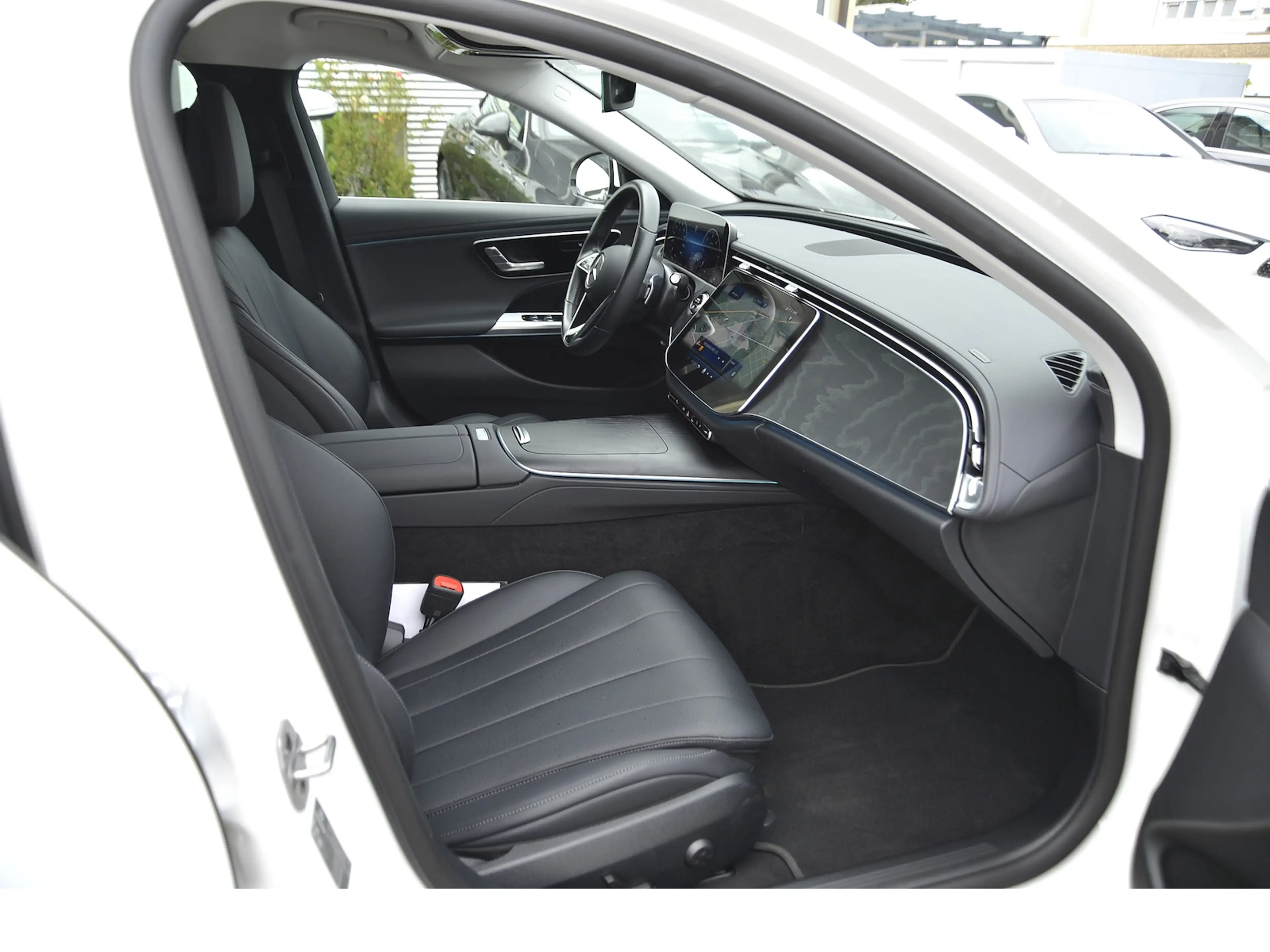Mercedes-Benz E 220 d Avantgarde Advanced (KLGo Distronic Spur — photo 8