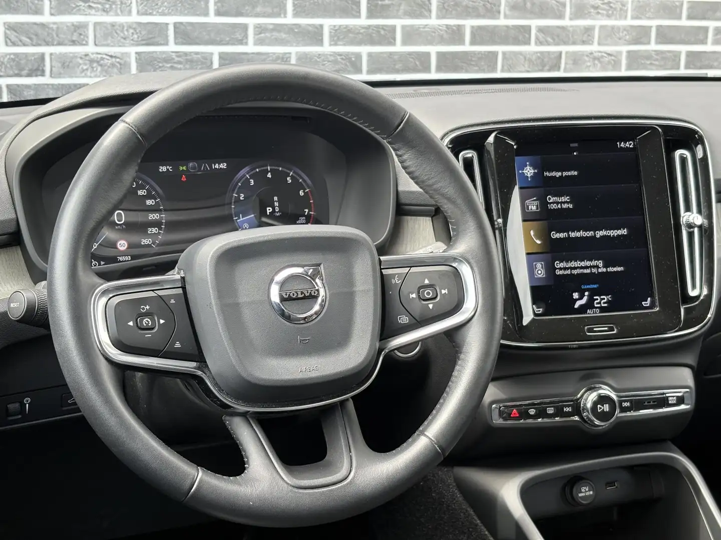 Volvo XC40 2.0 T4 Inscription | Dode hoek waarschuwing | Park Blauw - 2