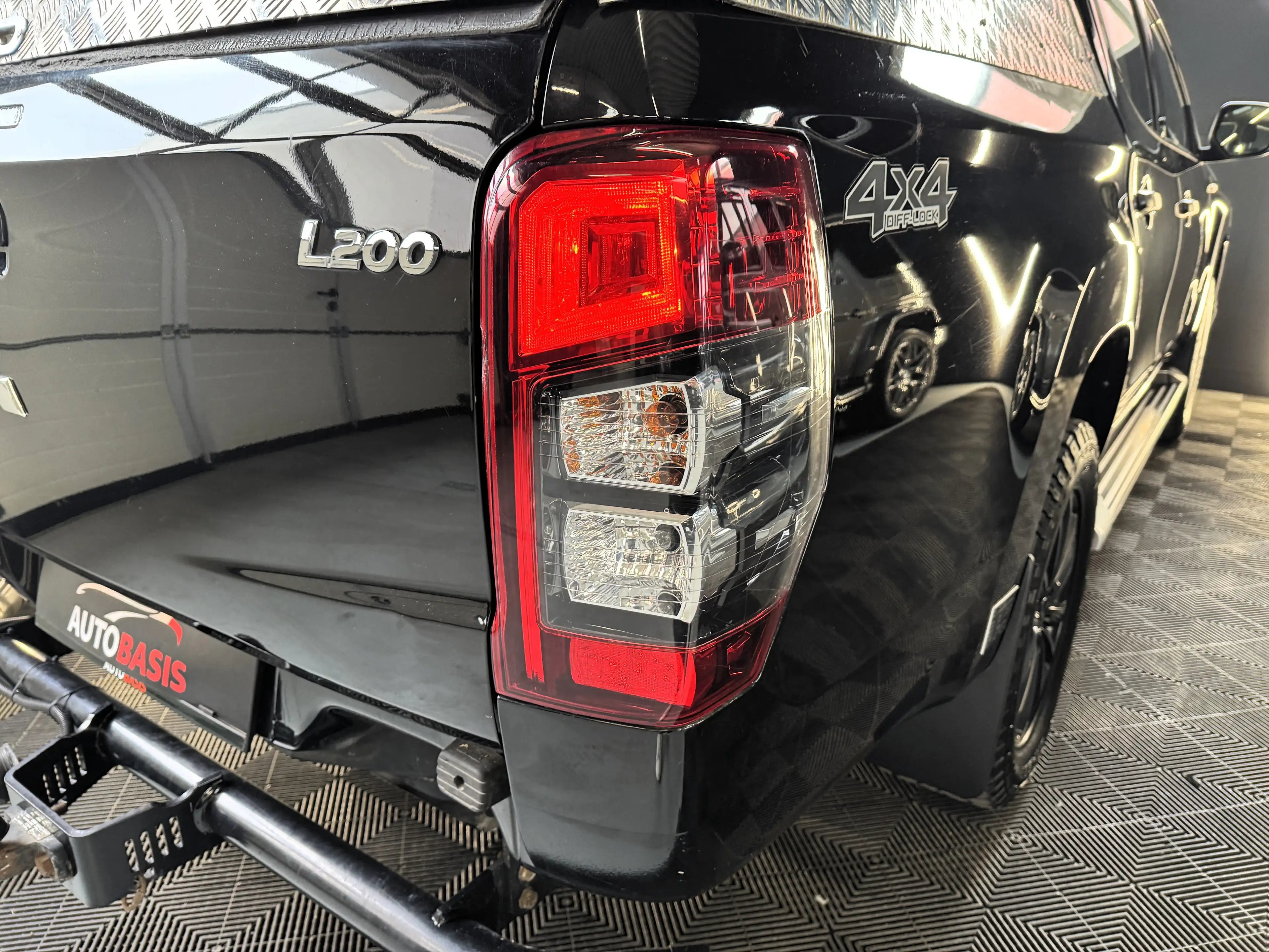 Mitsubishi L200 L200 DK DI-D 2,2 4WD WORK 1Besitz/Kamera/AHK/Klima — photo 12