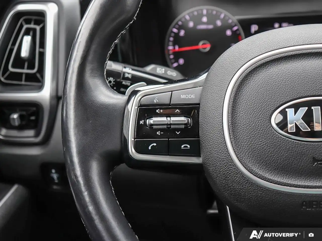 Kia Sorento снимка Kia Sorento