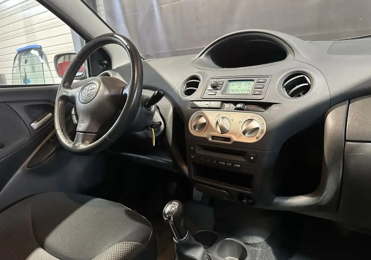 Toyota Yaris Yaris — photo 9