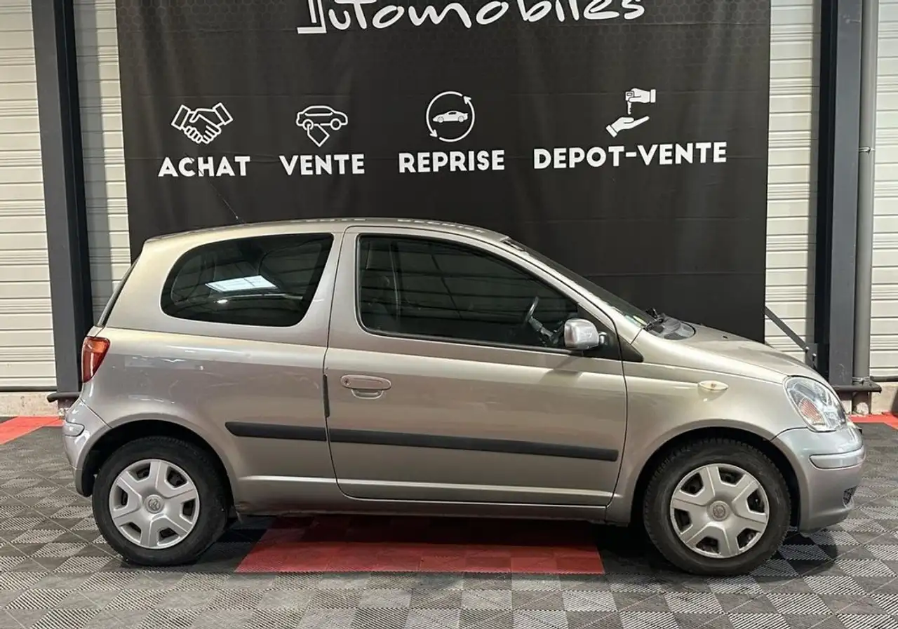 Toyota Yaris Yaris — photo 3