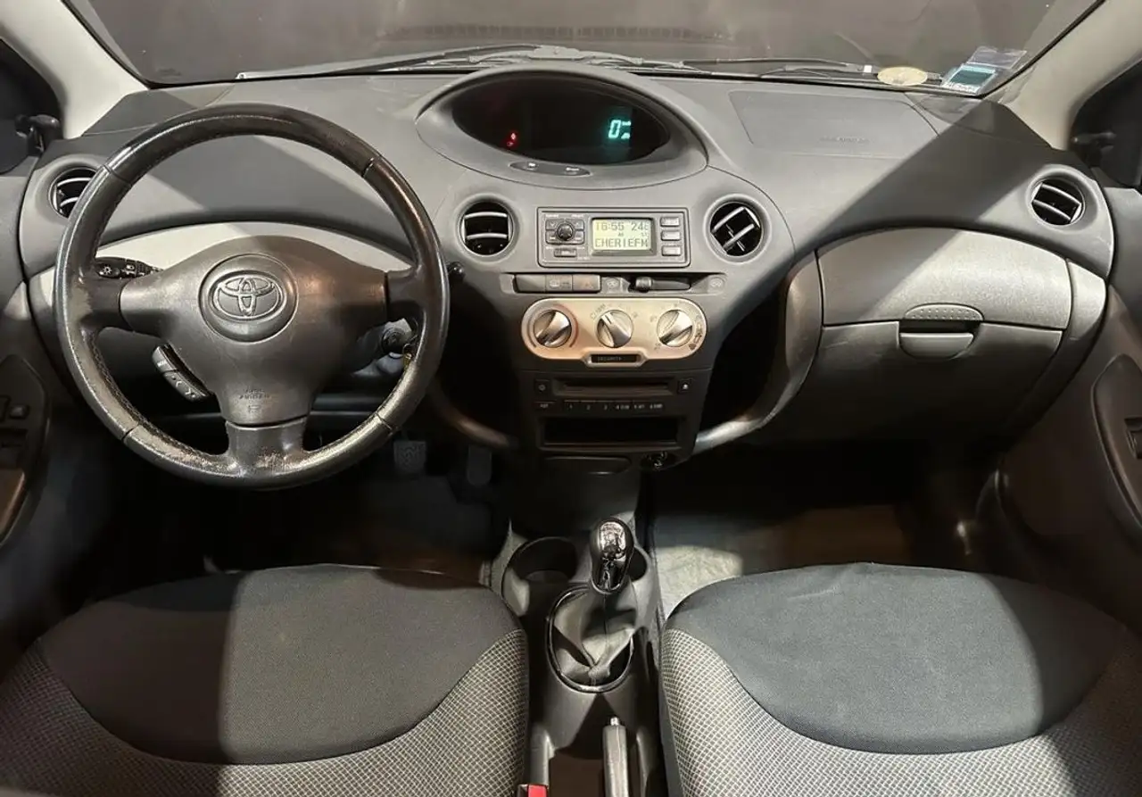 Toyota Yaris Yaris — photo 10