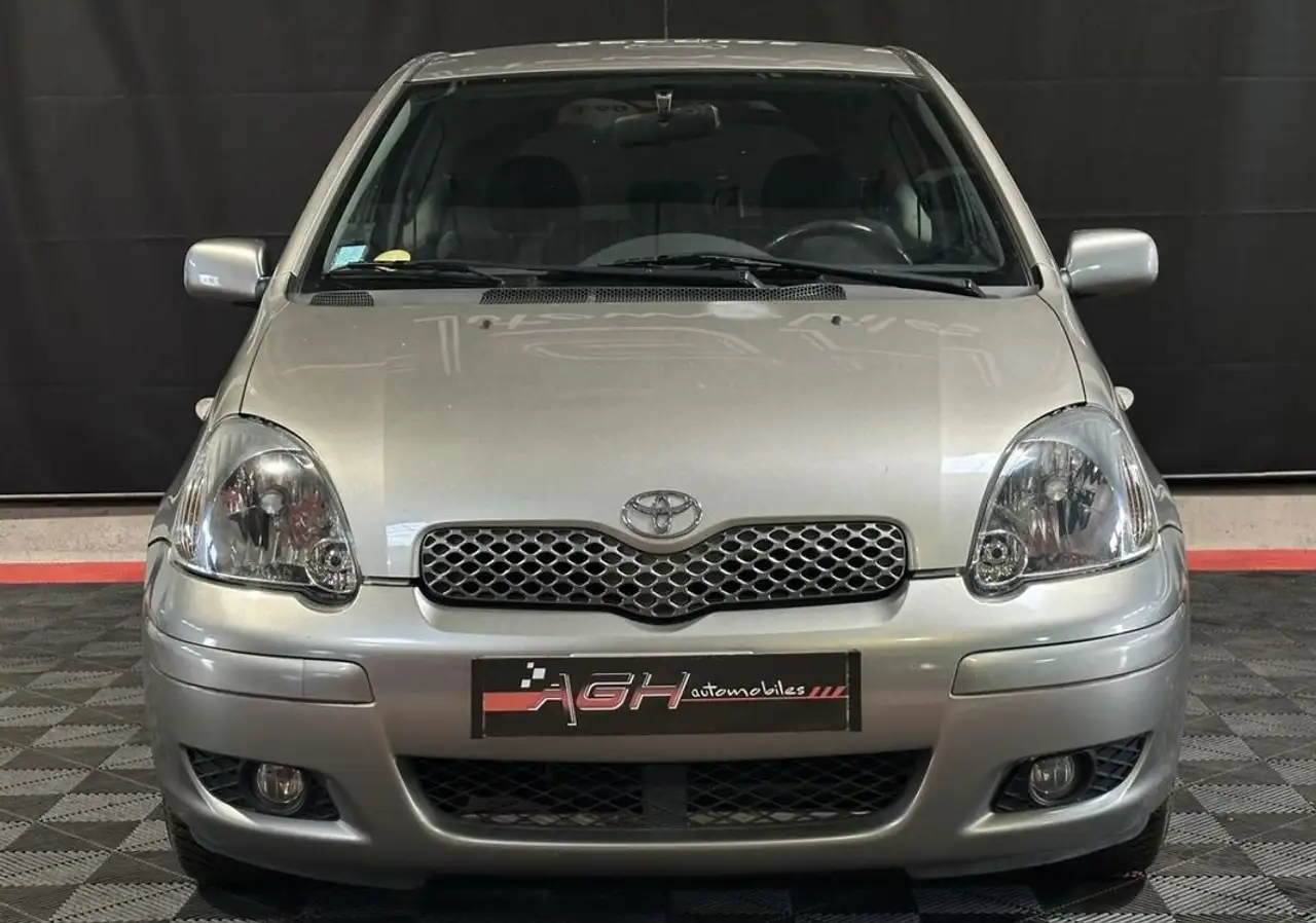 Toyota Yaris Yaris — photo 8