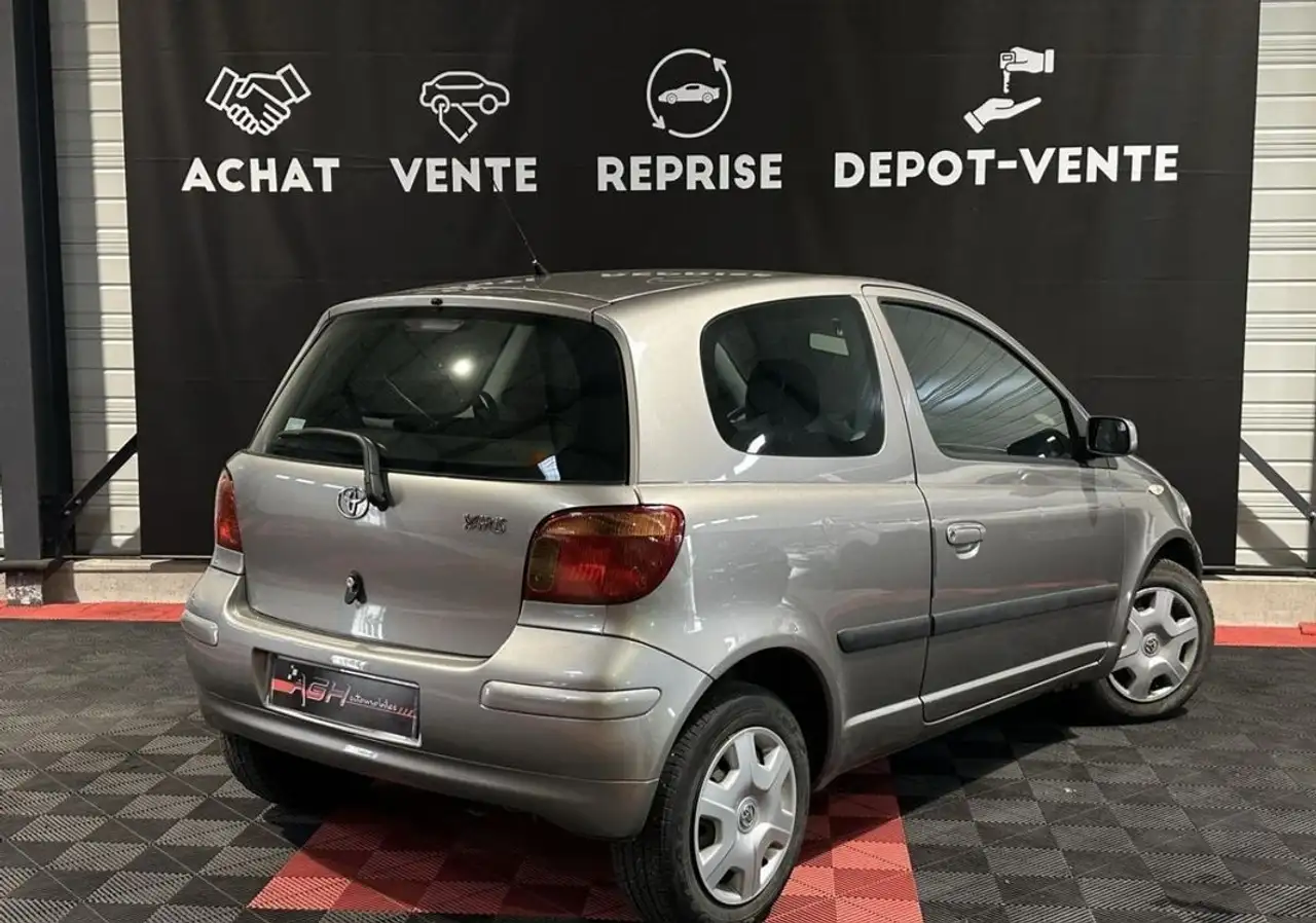 Toyota Yaris Yaris — photo 4