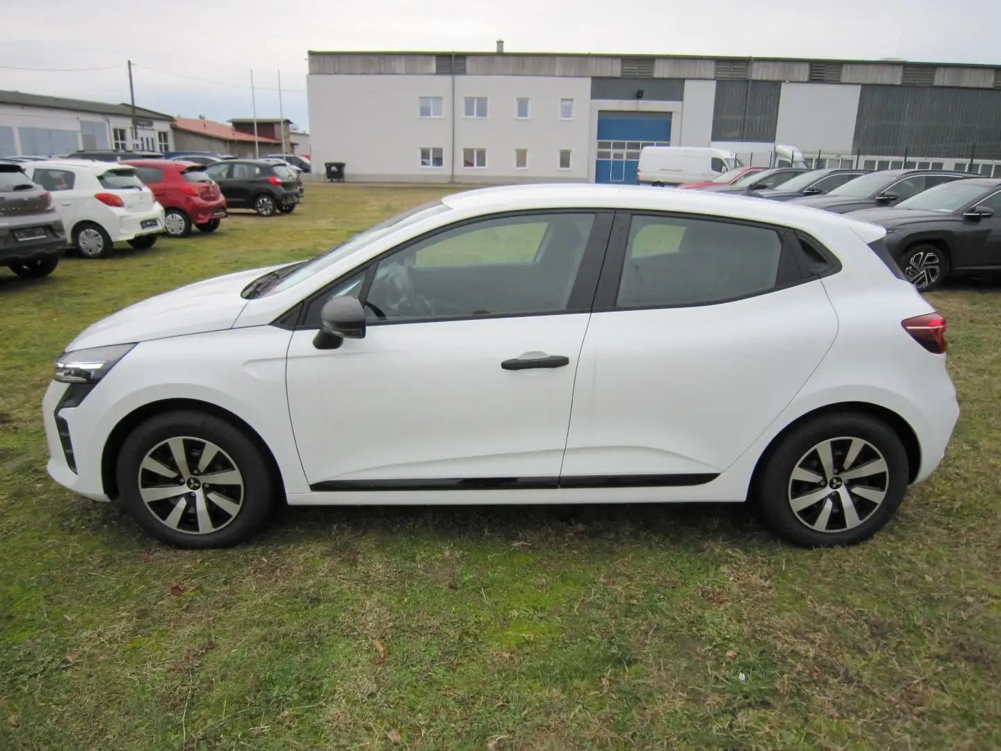 Mitsubishi Colt BASIS 1.0 Benziner 5-Gang Weiß - 2