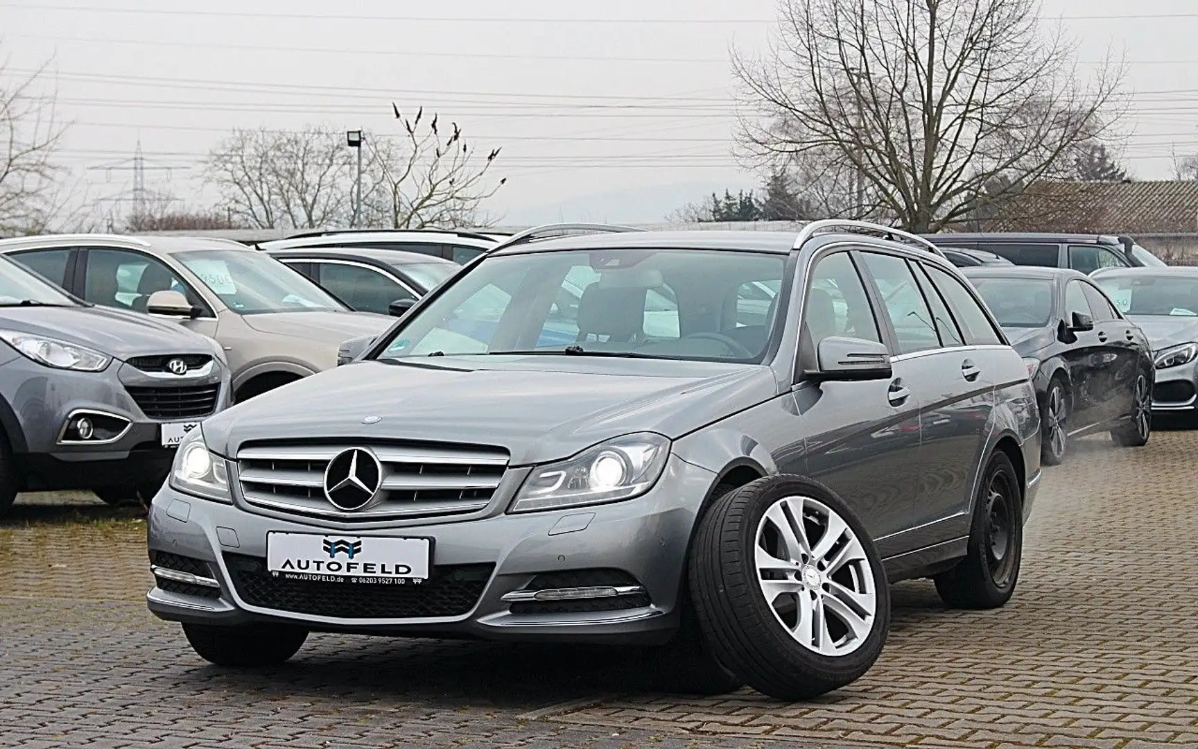 Mercedes-Benz C 200 T AVANTGARDE/SHEFT/8FACH/NAVI/BIXENON/SHZ/ Gris - 1
