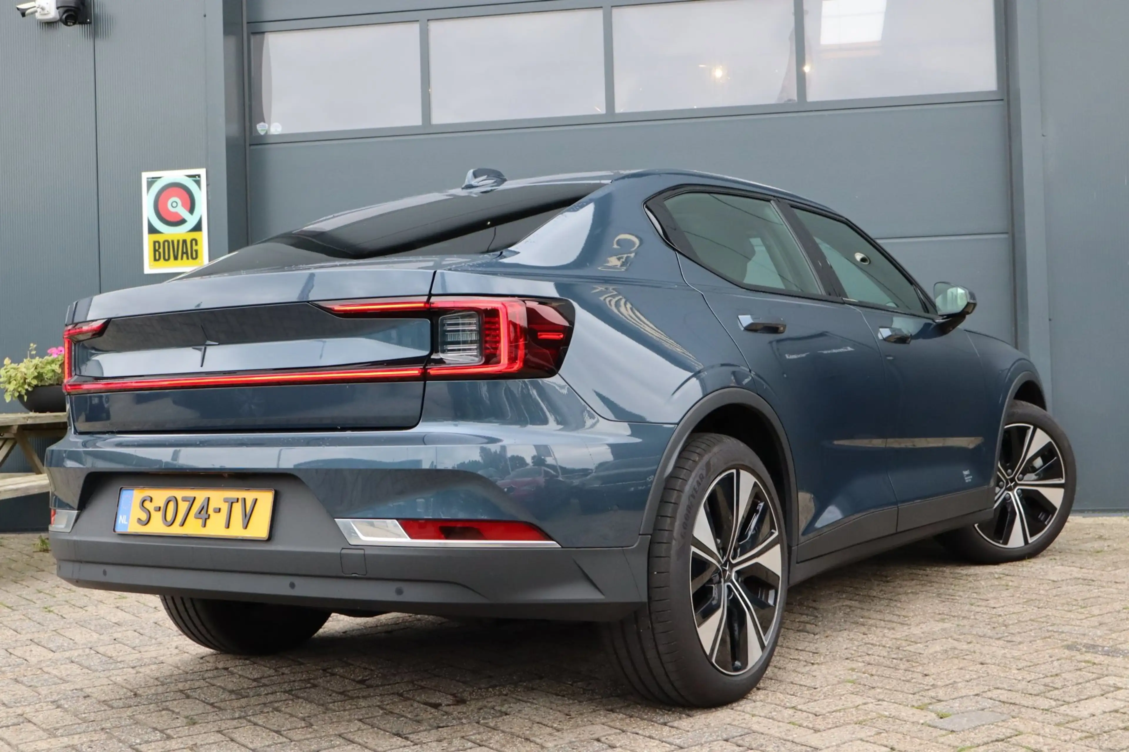 Polestar 2 Long Range Single Motor 78 kWh — photo 7