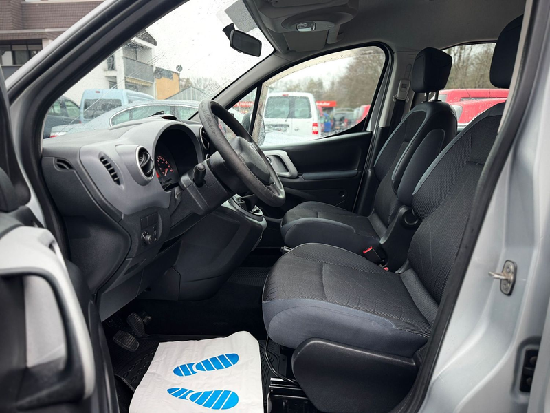 Peugeot Partner 'Behindertengerecht-Rampe'E.Seilwinde'Klima' — photo 14