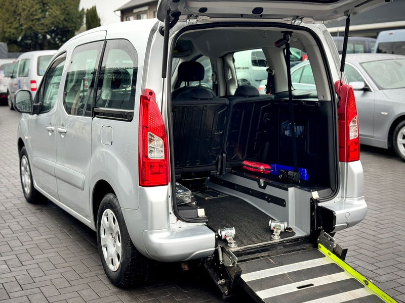 Peugeot Partner 'Behindertengerecht-Rampe'E.Seilwinde'Klima'