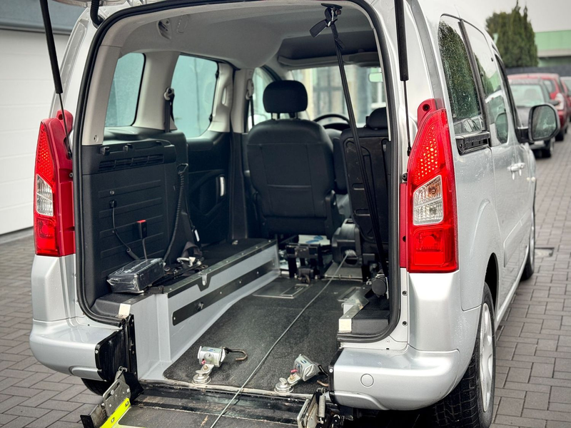 Peugeot Partner 'Behindertengerecht-Rampe'E.Seilwinde'Klima' — photo 8