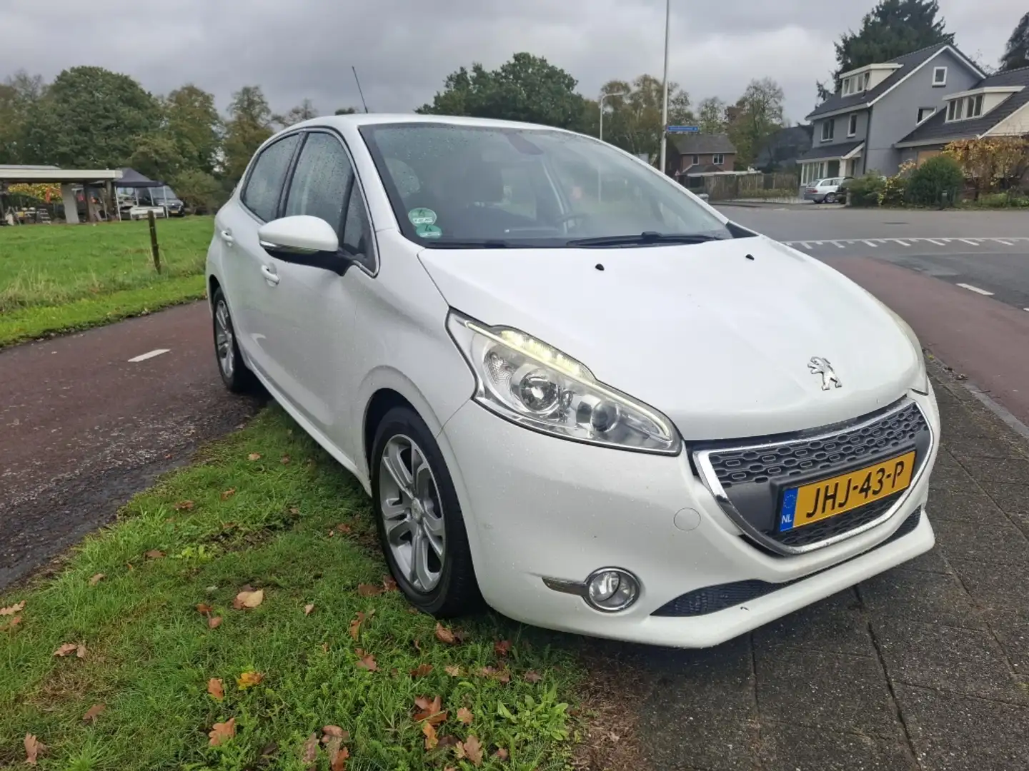 Peugeot 208 1.6 VTi Allure Blanc - 2