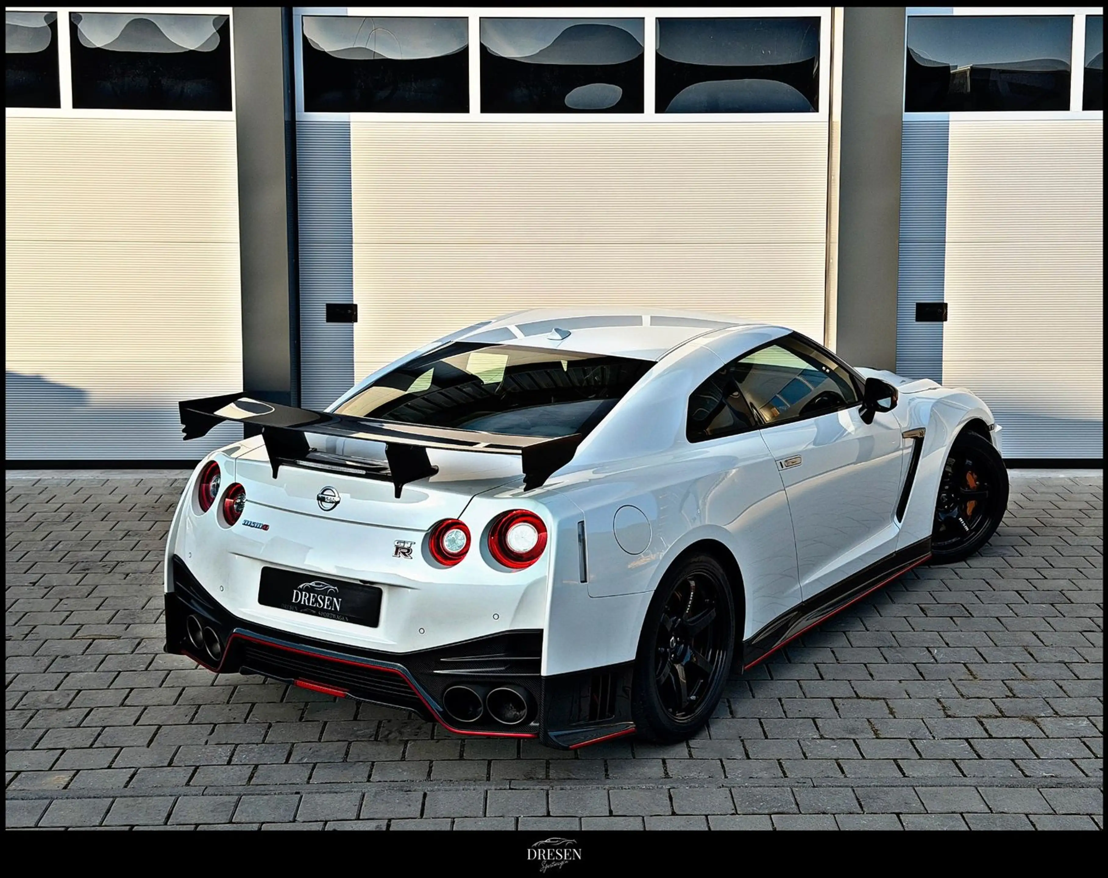 Nissan GT-R 3.8l Nismo|8tkm|Rarität|1.HD|Wertanlage — photo 14