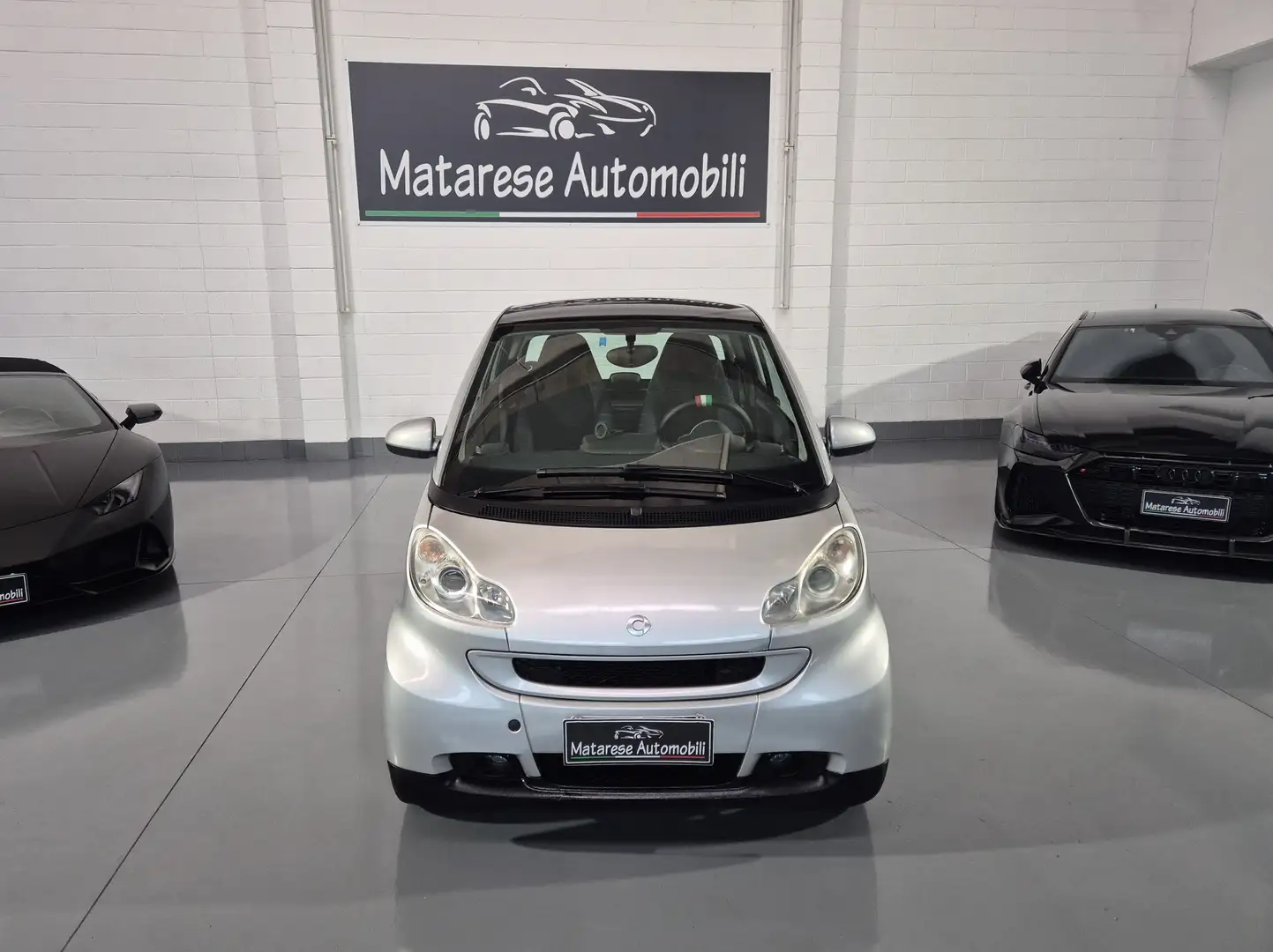 smart forTwo 1.0cc 70cv Automatica Benzina NEOPATENTATI Argent - 2