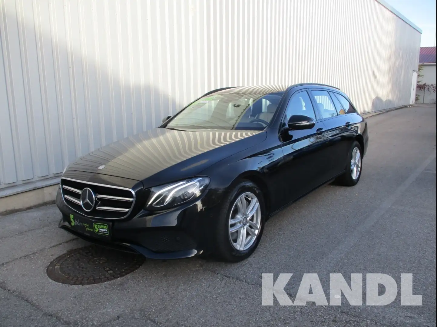 Mercedes-Benz E 220 d T Avantgarde Aut. Noir - 1