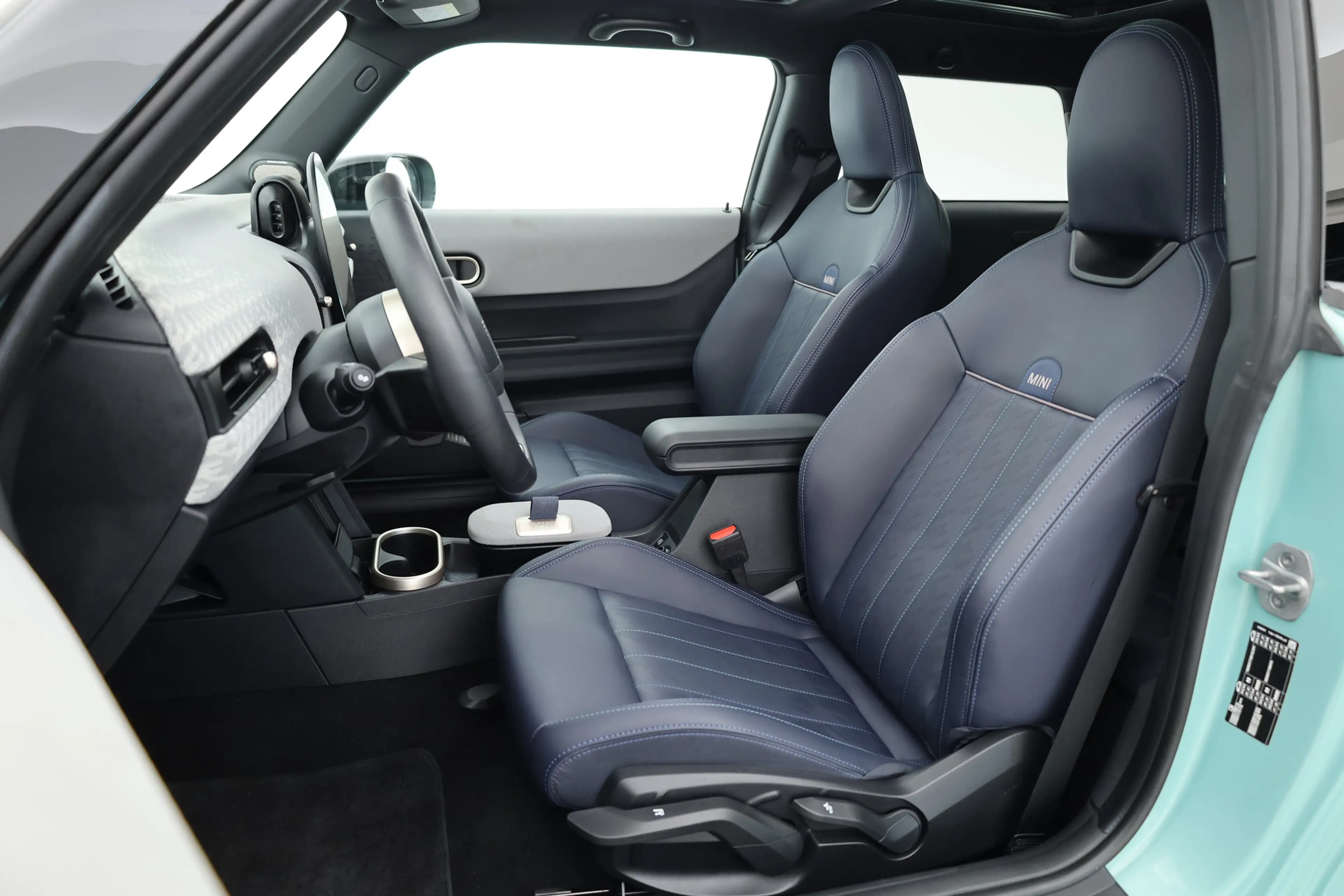 MINI Cooper C 3-Deurs 1.5 Favoured L | Pano | HUD | Harman Kardo — photo 3