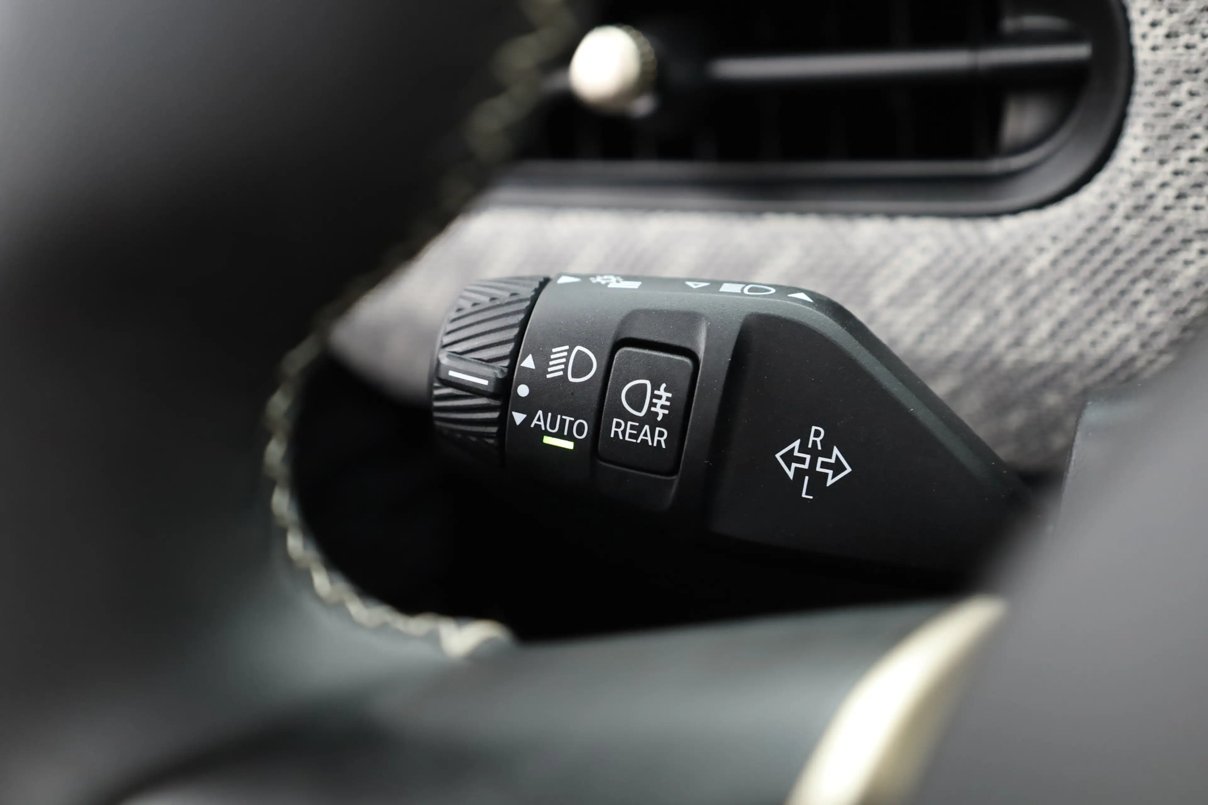 MINI Cooper C 3-Deurs 1.5 Favoured L | Pano | HUD | Harman Kardo — photo 10