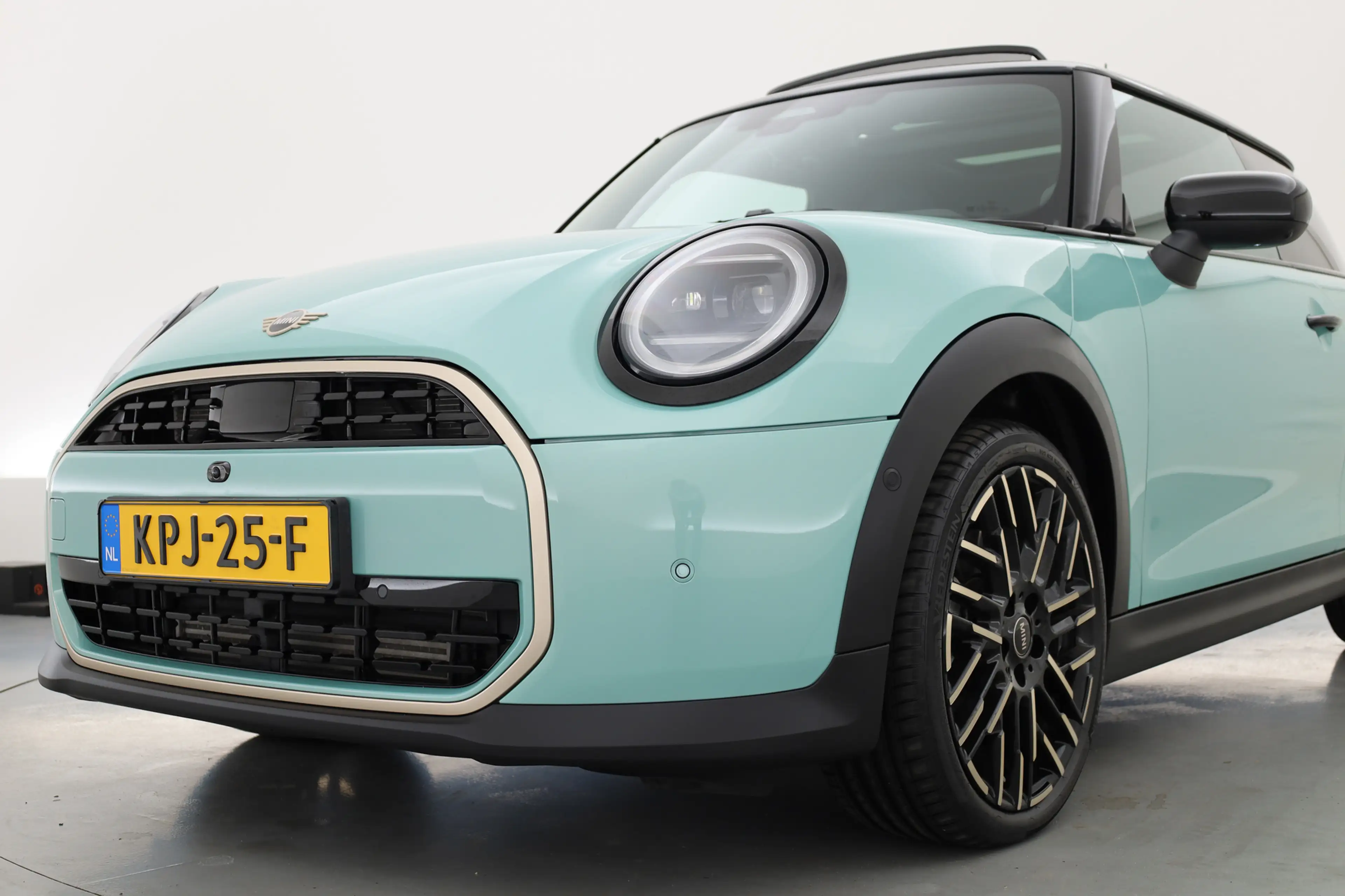 MINI Cooper C 3-Deurs 1.5 Favoured L | Pano | HUD | Harman Kardo — photo 29