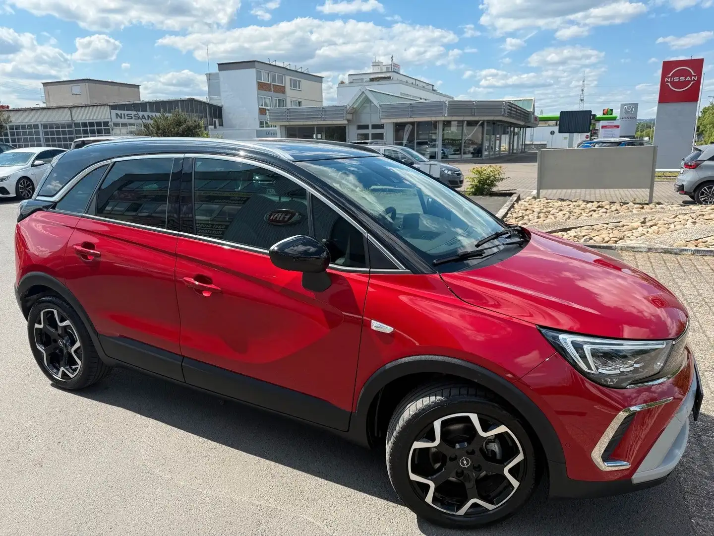 Opel Crossland X Crossland Ultimate 1.2 (110PS) Navi, RFK, LED Rot - 1