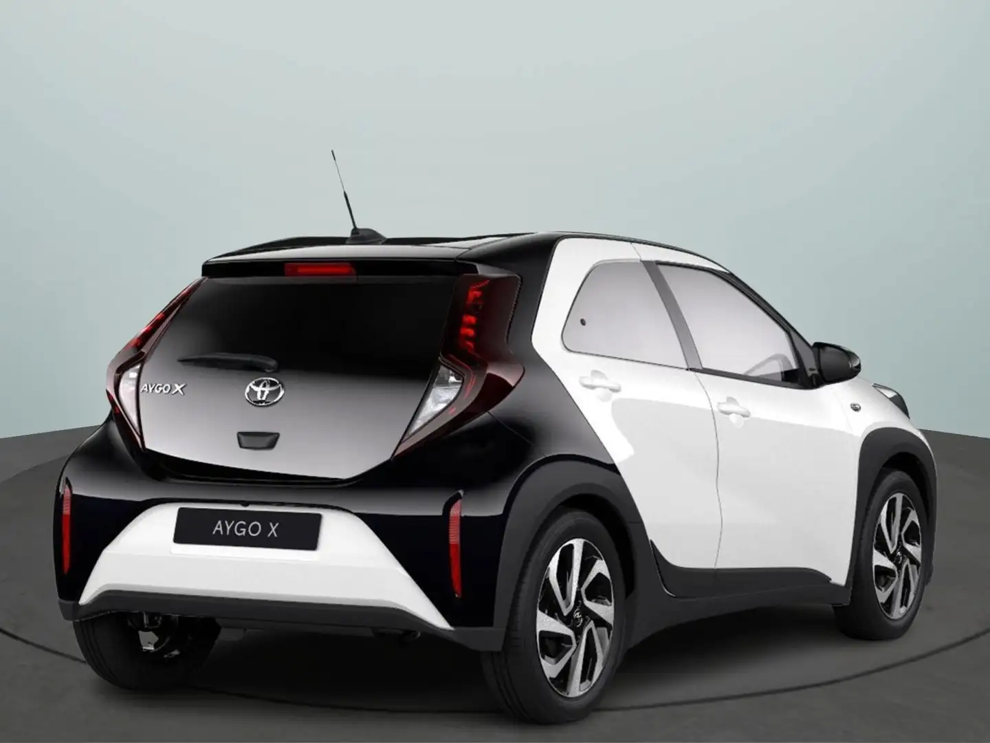 Toyota Aygo X 1.0 VVT-i MT Pulse Blanc - 2