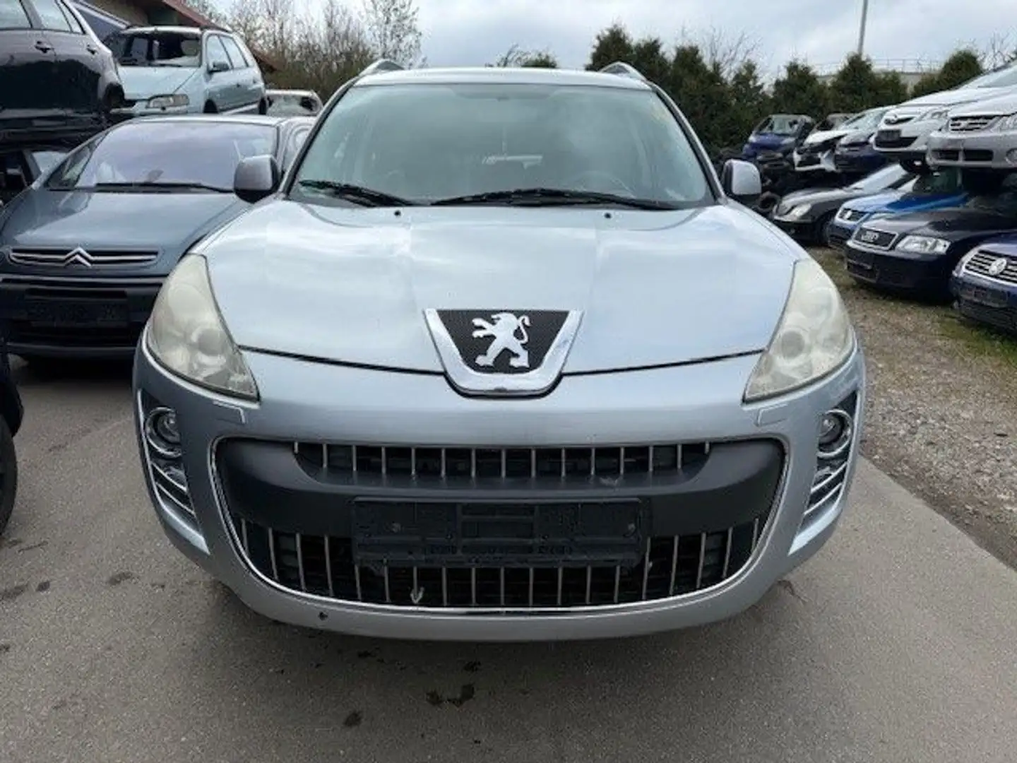 Peugeot 4007 Platinum !!MOTORSCHADEN!! Grau - 2