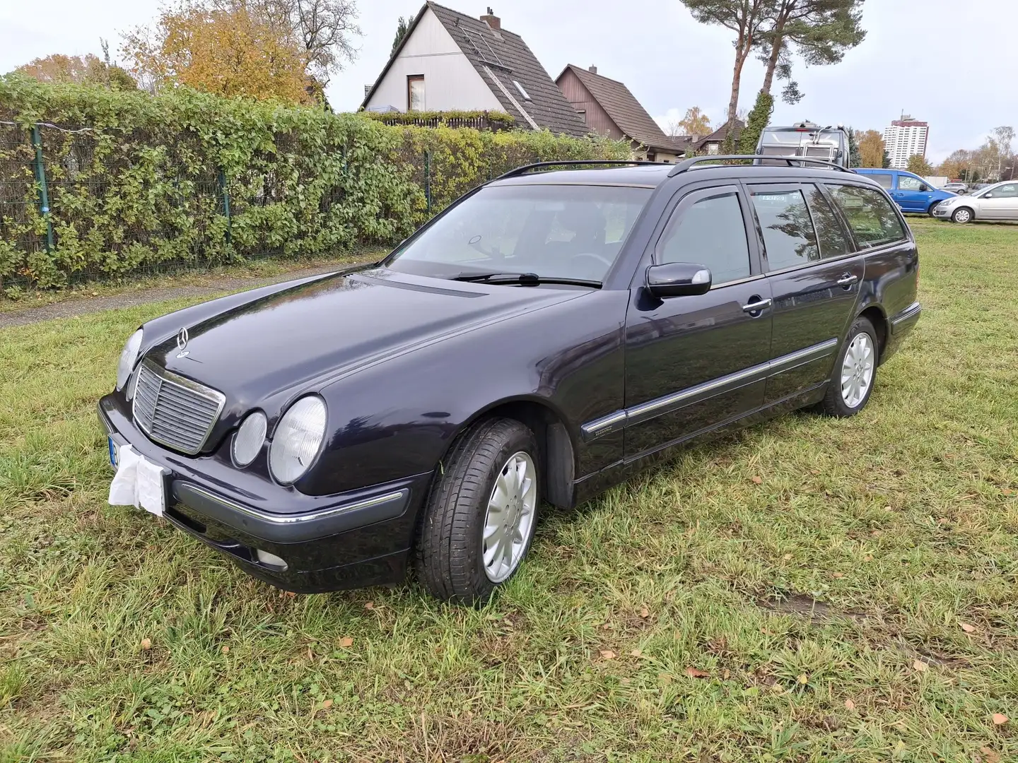 Mercedes-Benz E 240 E-Klasse T Elegance Blau - 1