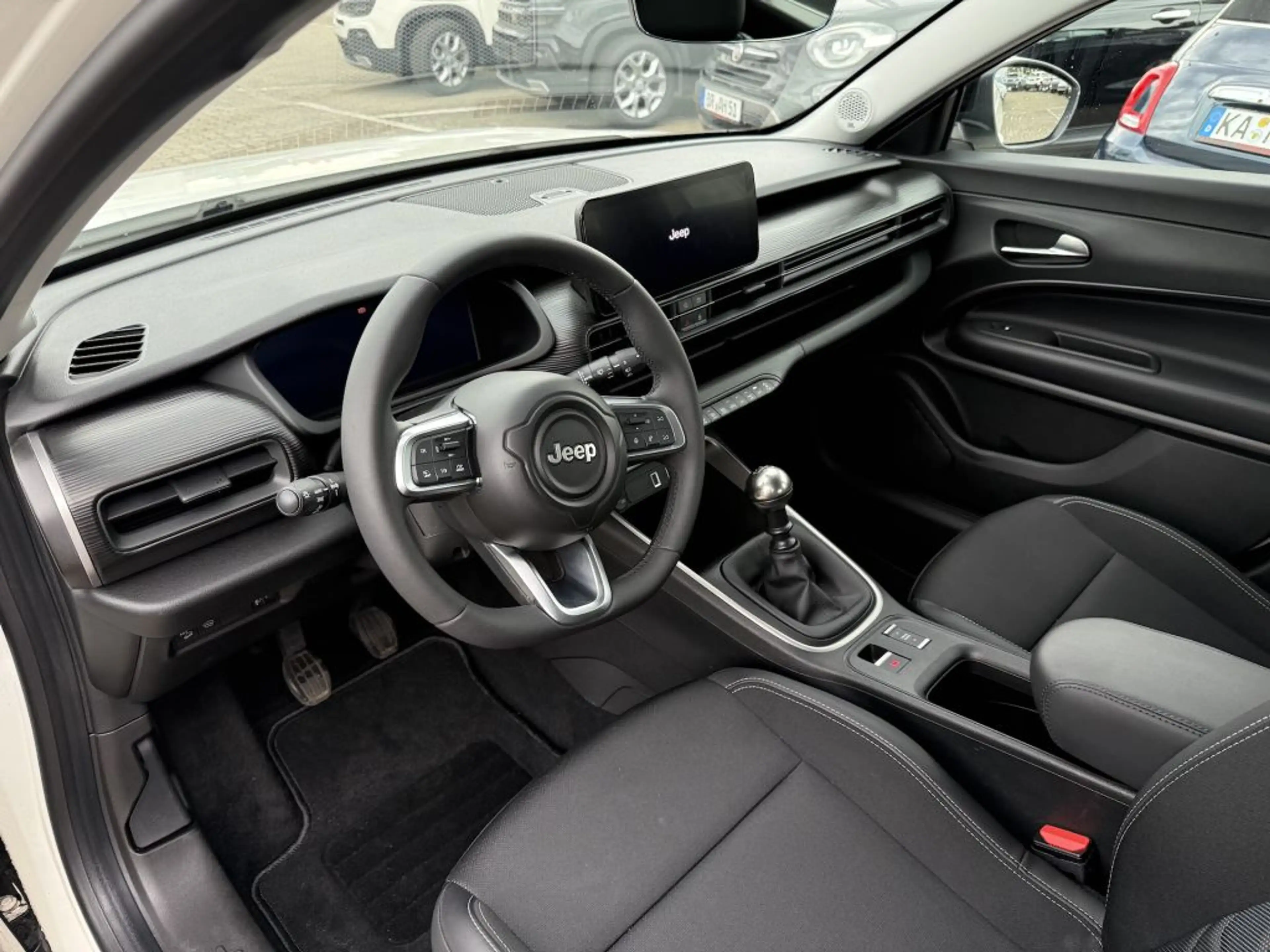 Jeep Avenger 1.2 GSE T3 Turbo-Benzin GDI Altitude — photo 11