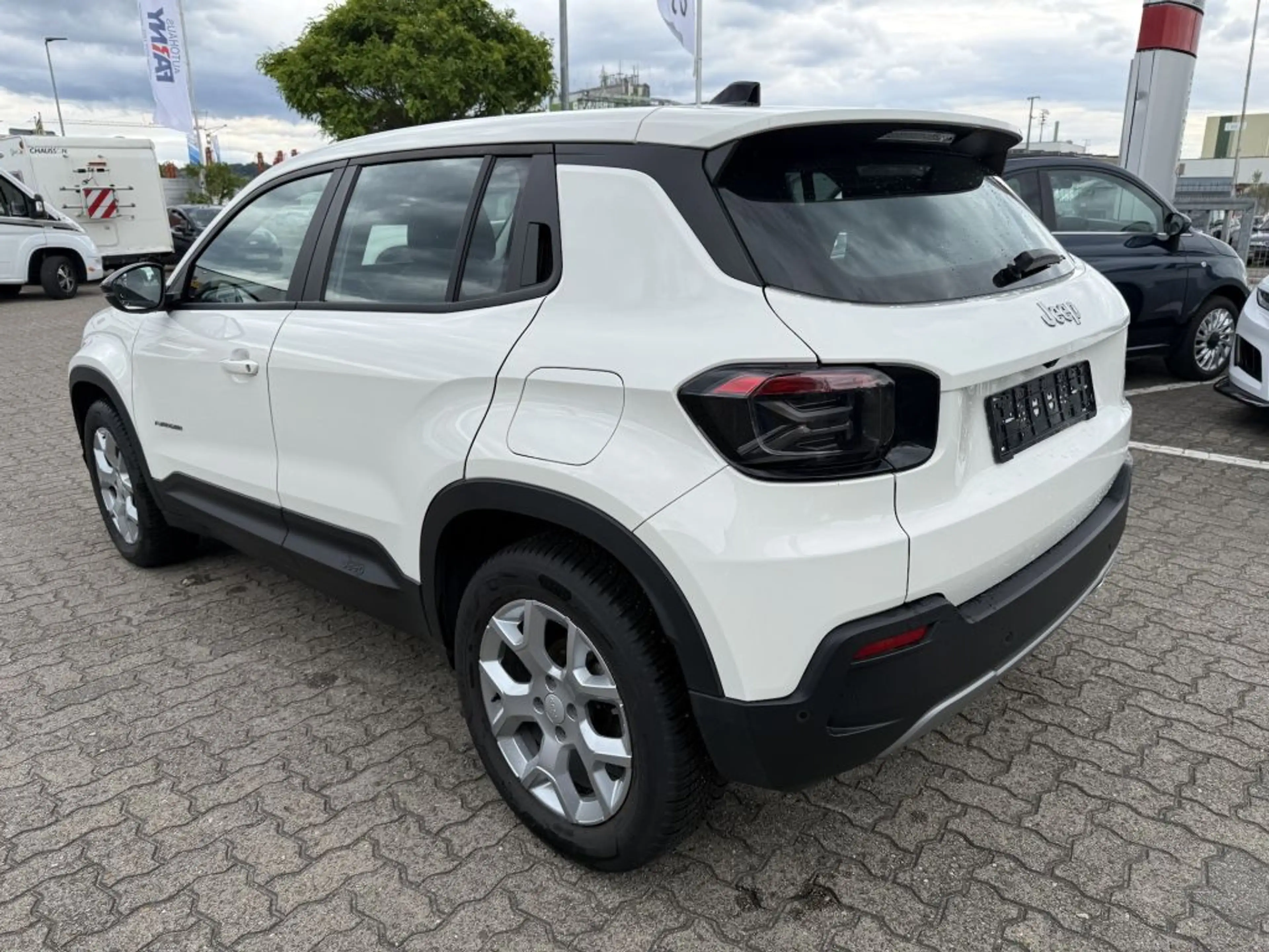 Jeep Avenger 1.2 GSE T3 Turbo-Benzin GDI Altitude — photo 7