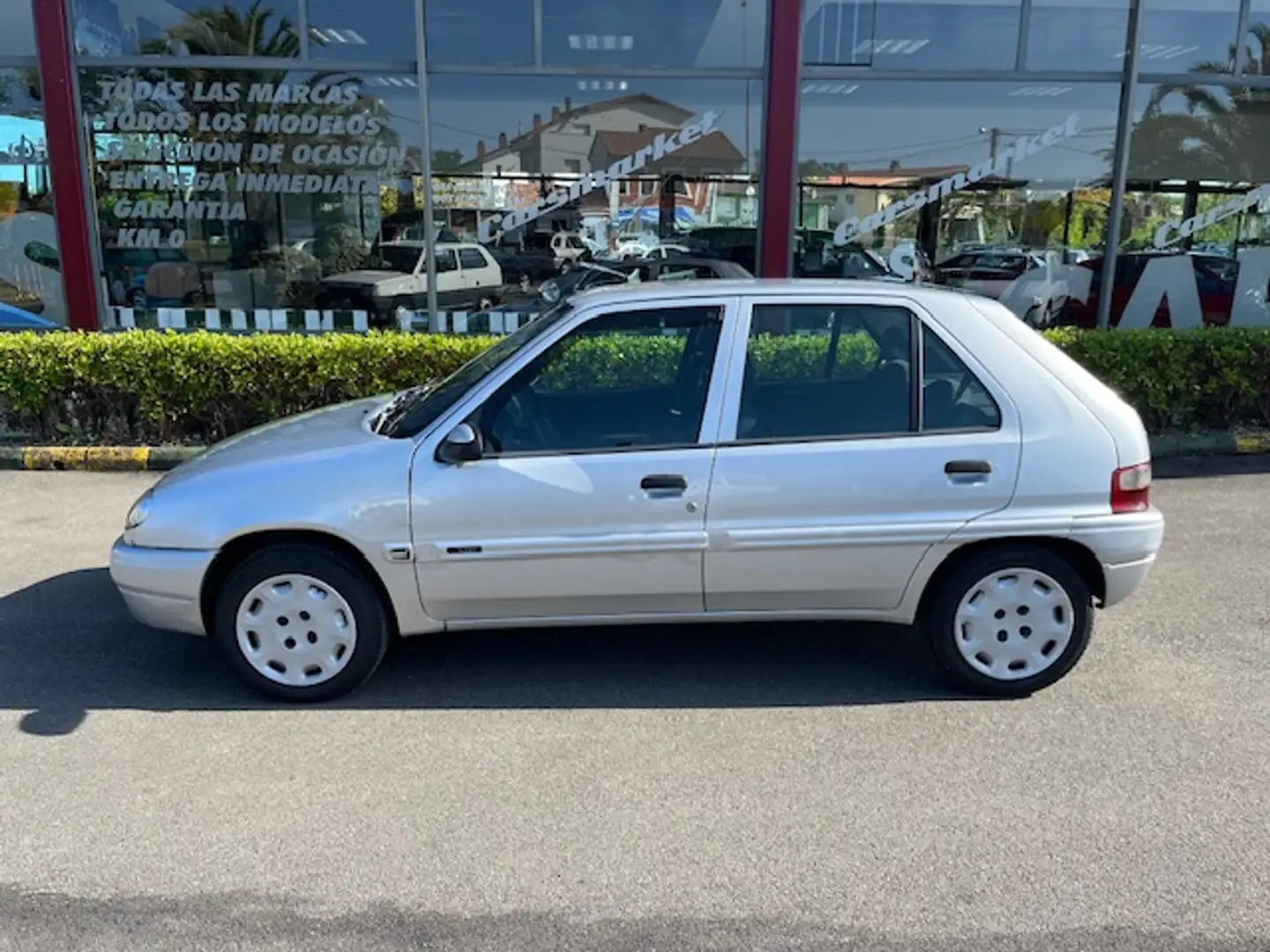 Citroen SAXO 1.5D SX Gris - 2