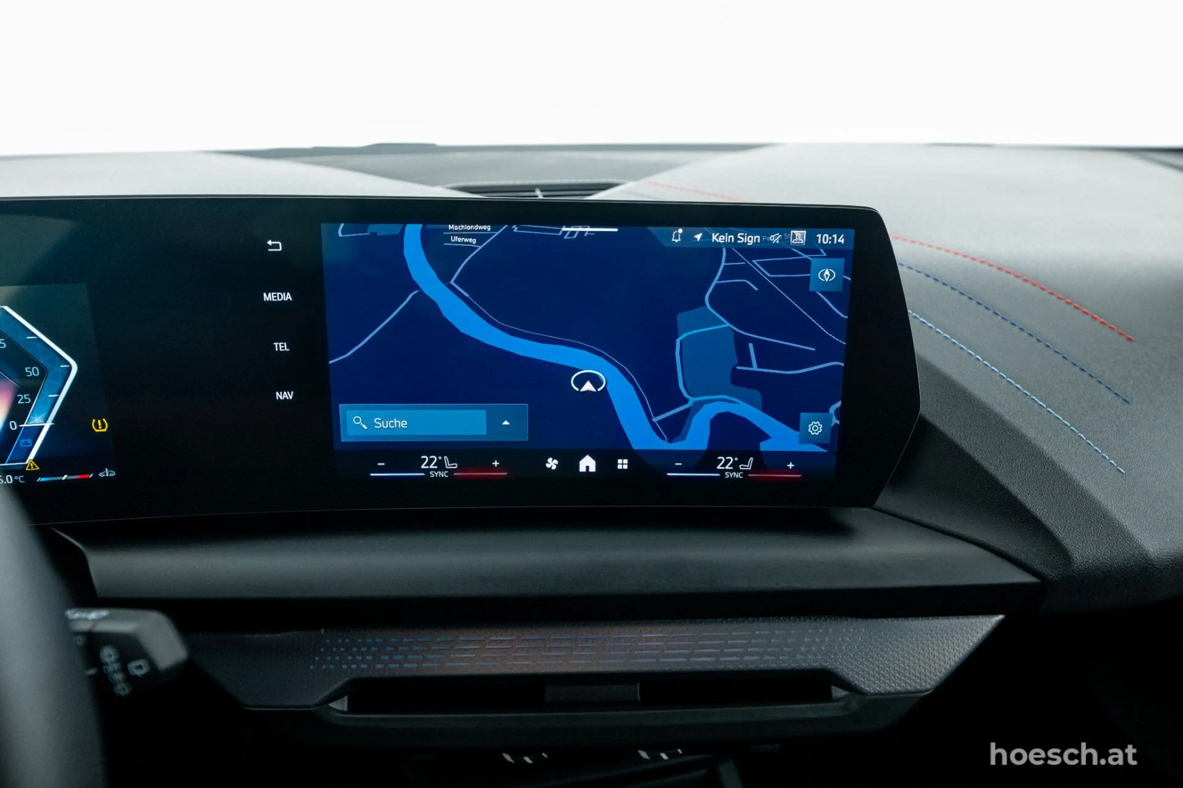 BMW 120 i M Sport 18'' PANO RESERVIEREN auf hoesch.at — photo 11