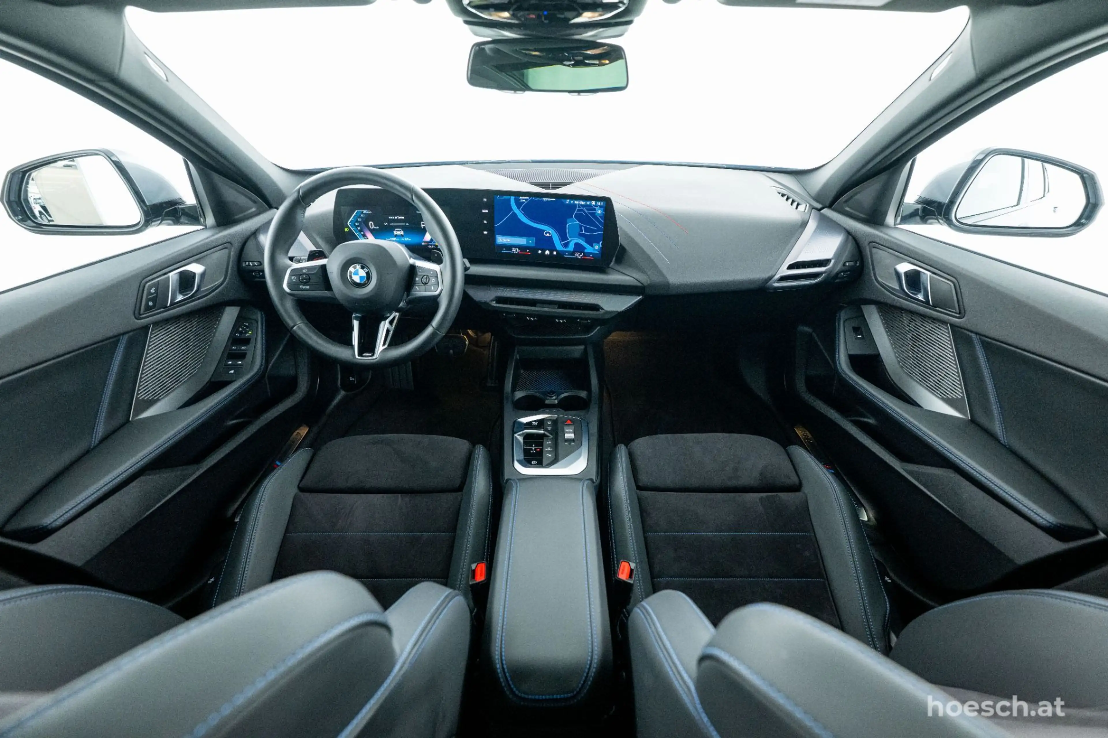 BMW 120 i M Sport 18'' PANO RESERVIEREN auf hoesch.at — photo 5