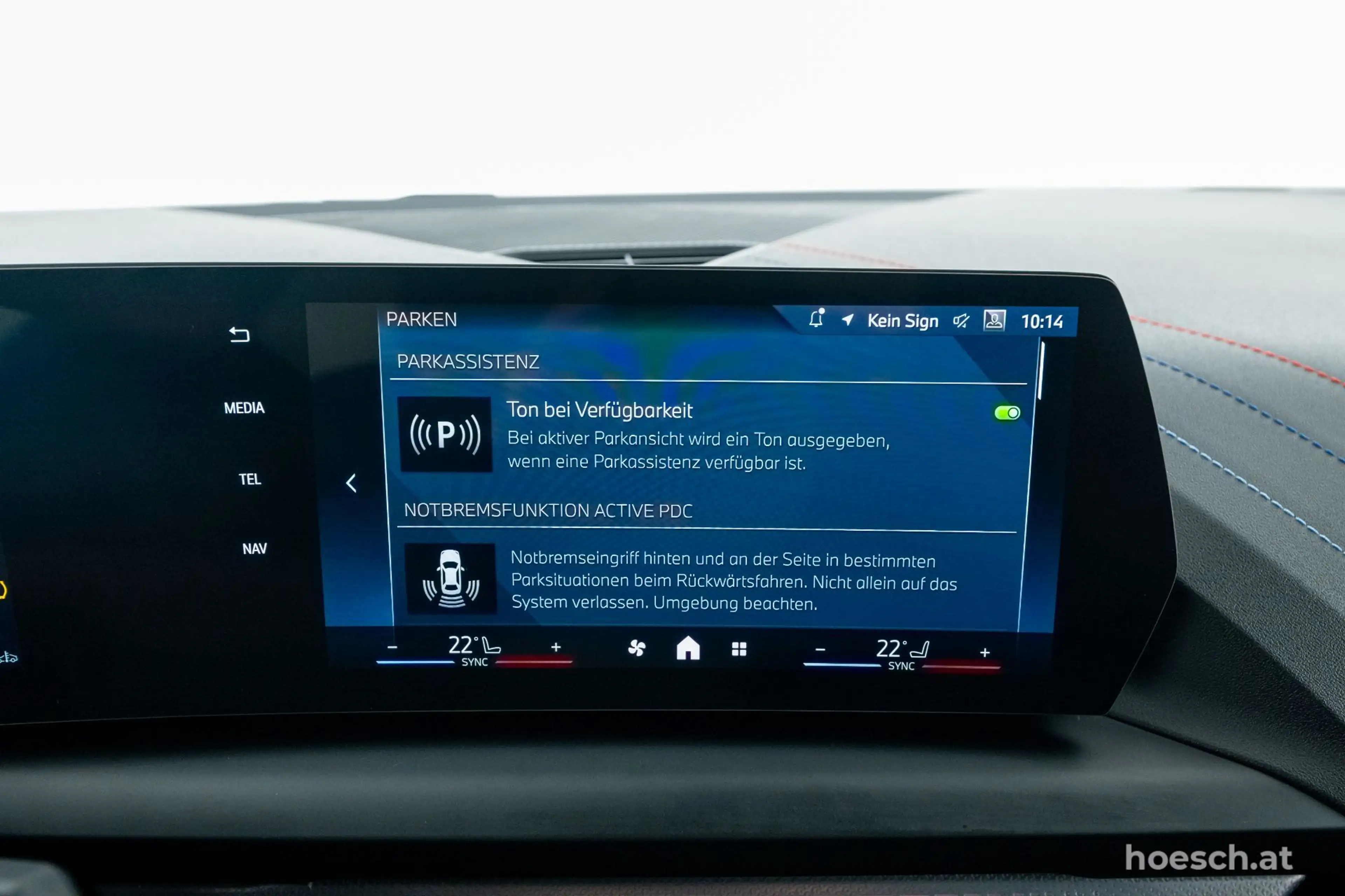 BMW 120 i M Sport 18'' PANO RESERVIEREN auf hoesch.at — photo 15