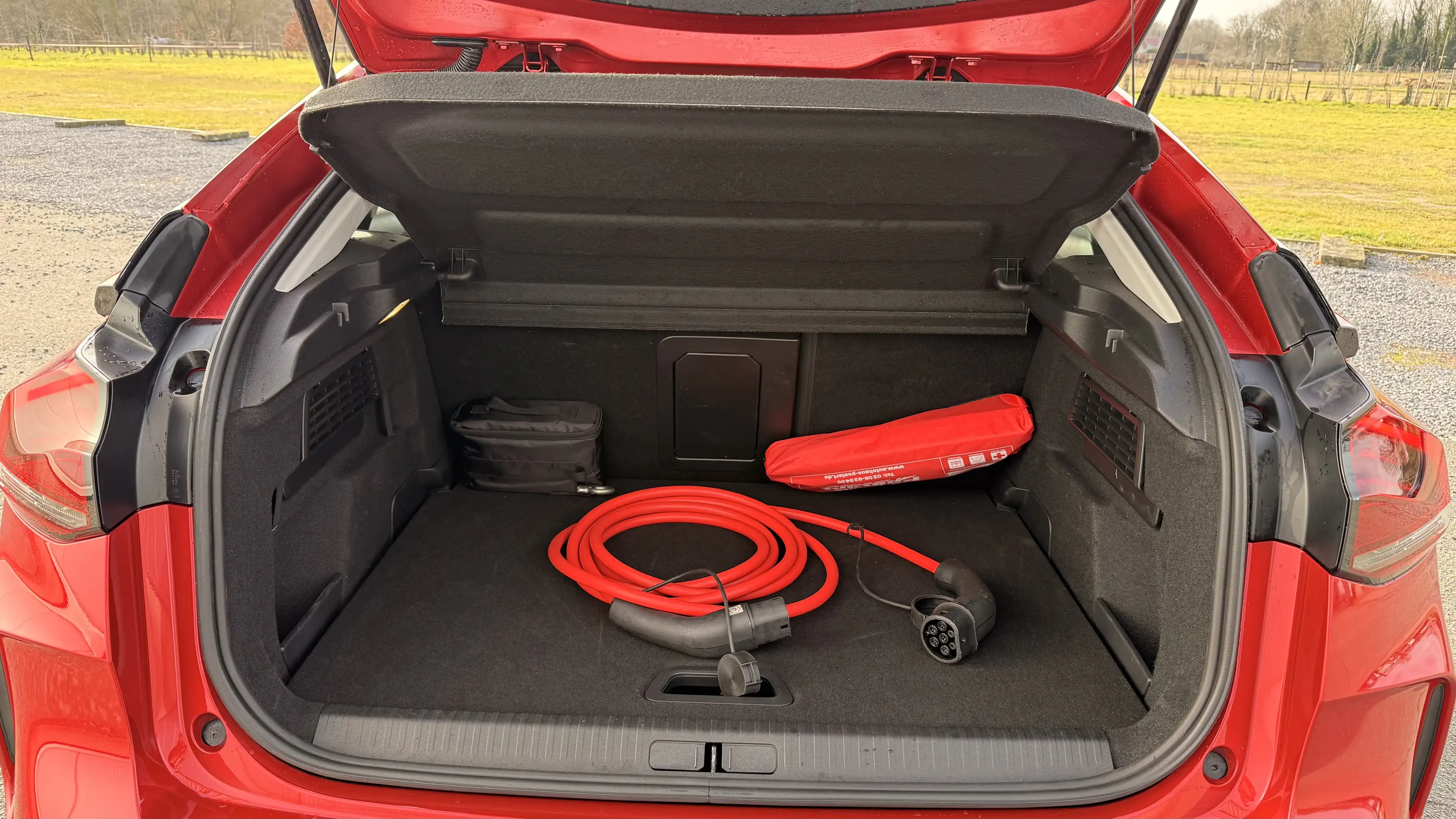Citroen E-C4 Electric SHINE-PACK — photo 15