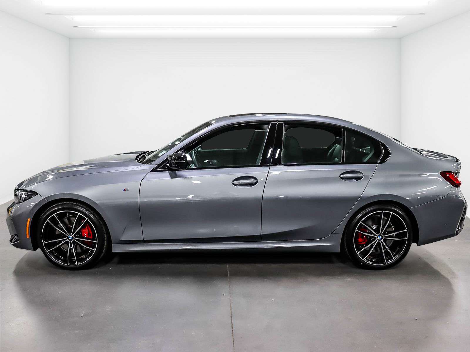 2024 BMW 3 Series xDrive Sedan — снимка 1