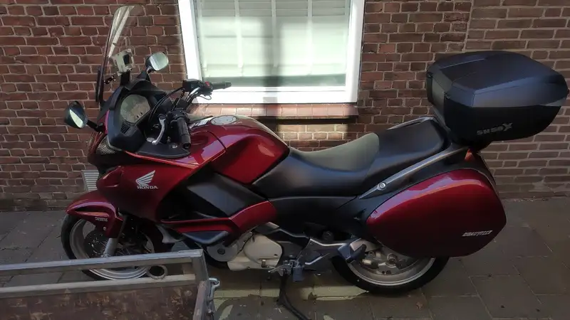 Honda NT 700 - foto 3