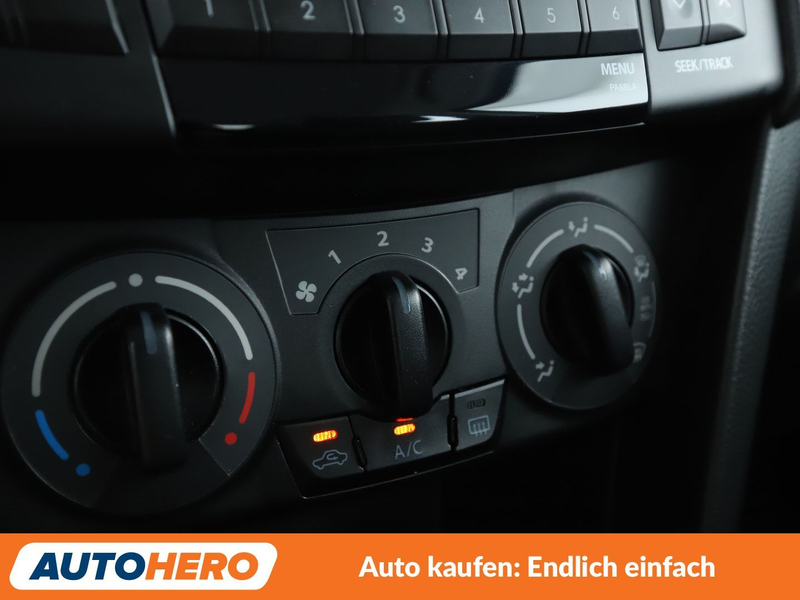 Suzuki Swift 1.2 Club 4x4*TEMPO*AHK*KLIMA*GARANTIE* — photo 22
