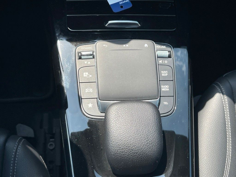 Mercedes-Benz CLA 180 Luxury DCT Kamera+Navi+LED+Leder — photo 8