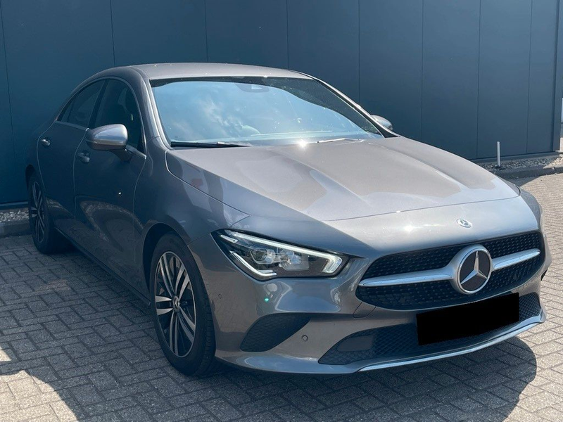 Mercedes-Benz CLA 180 Luxury DCT Kamera+Navi+LED+Leder — photo 2