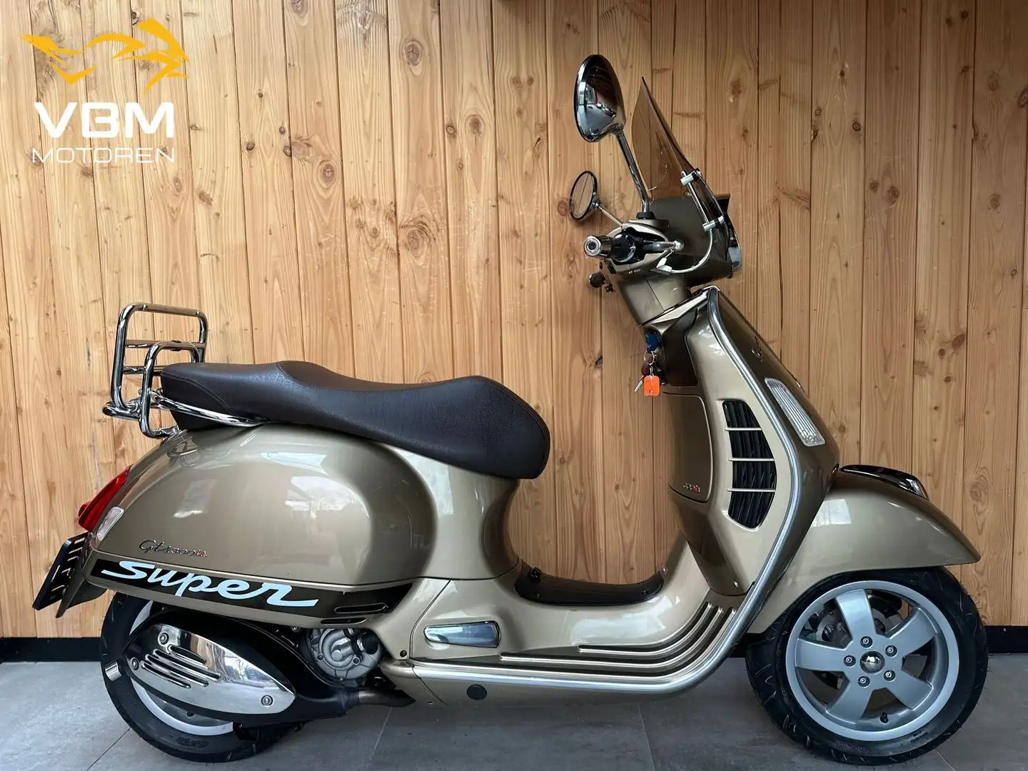 Vespa GTS 300 - 1