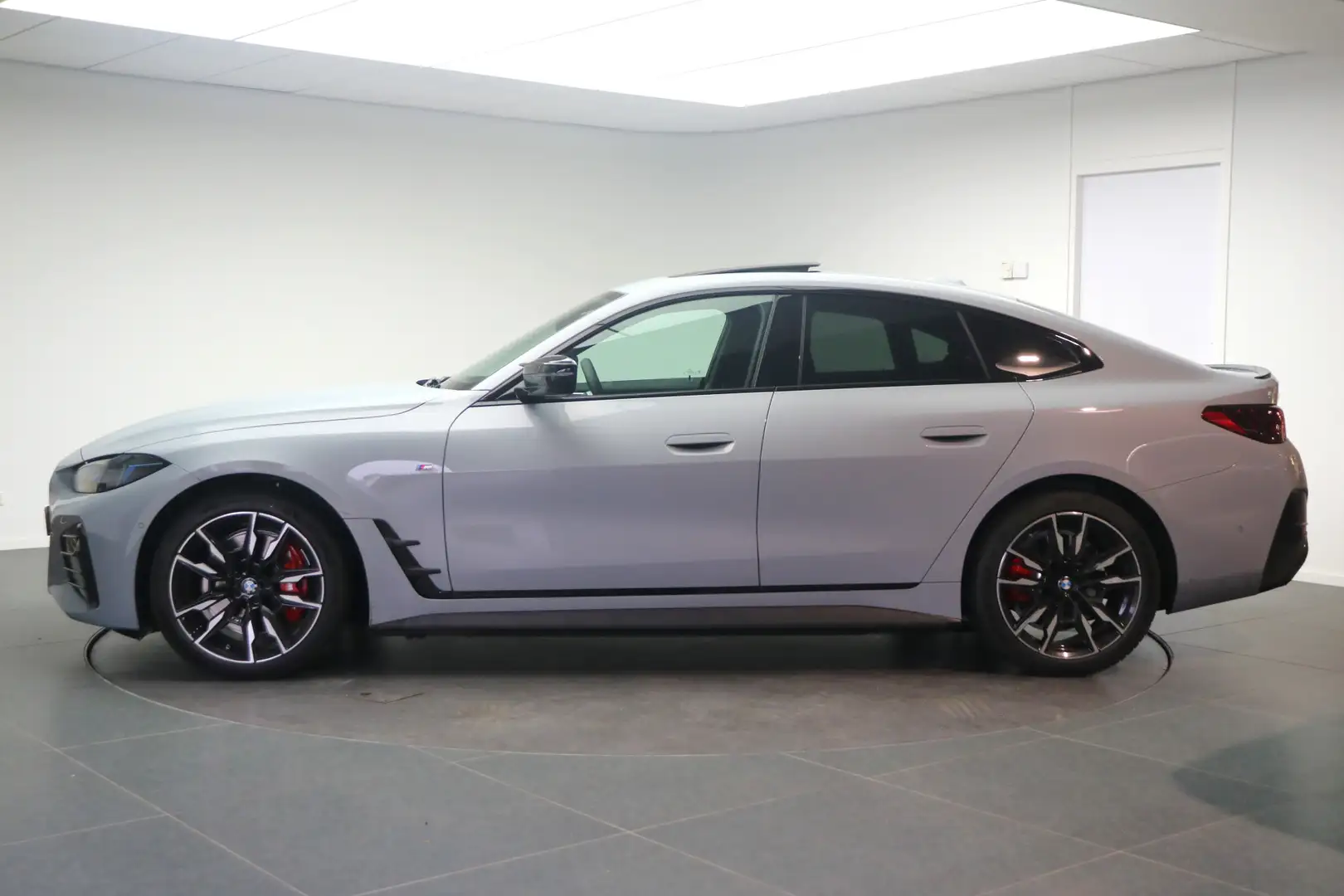 BMW i4 M50 xDrive Gran Coupé High Executive / Schuif-kant Gris - 2