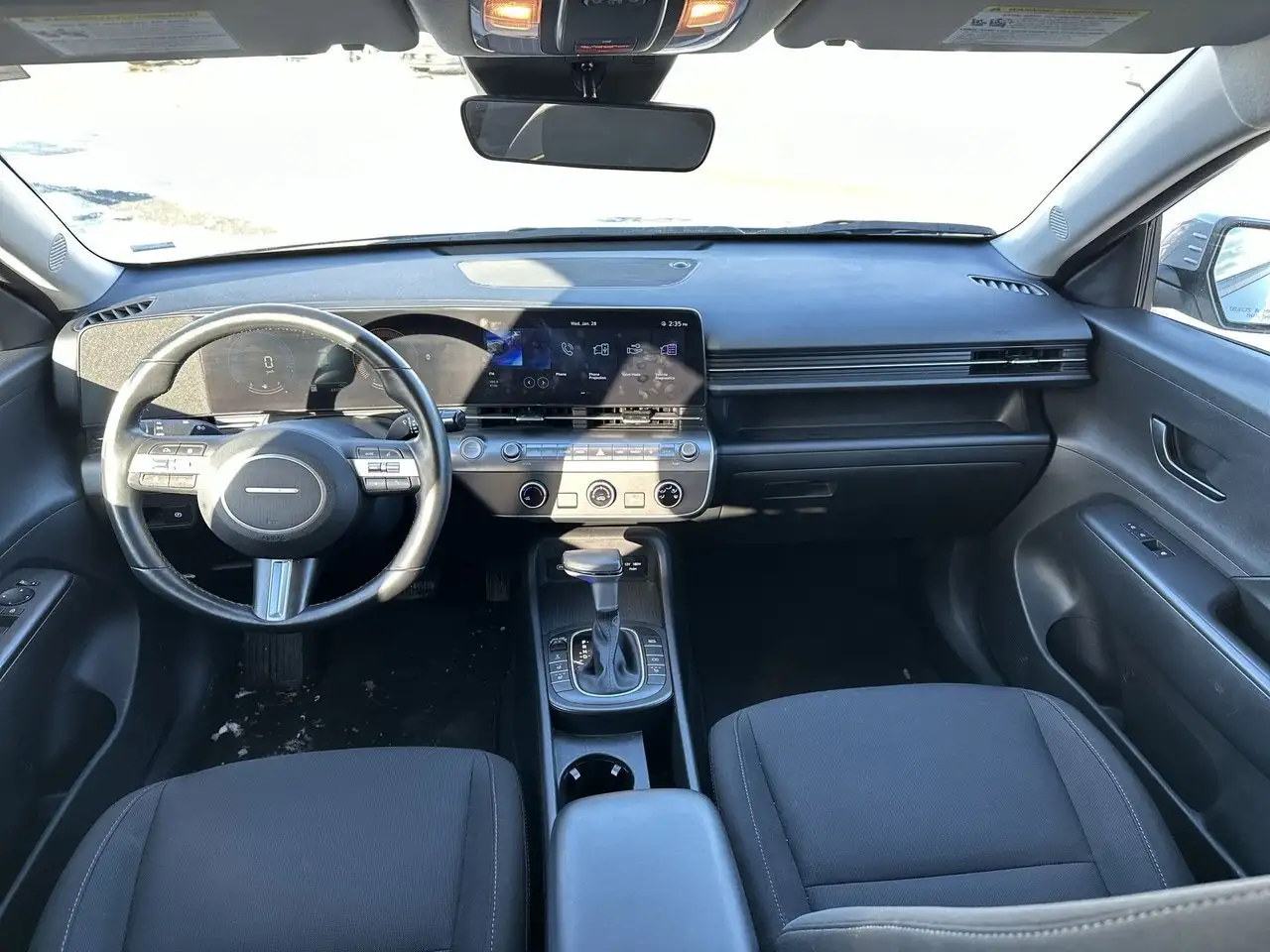 Hyundai KONA снимка Hyundai KONA