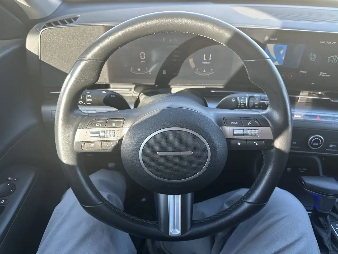 Hyundai KONA снимка Hyundai KONA