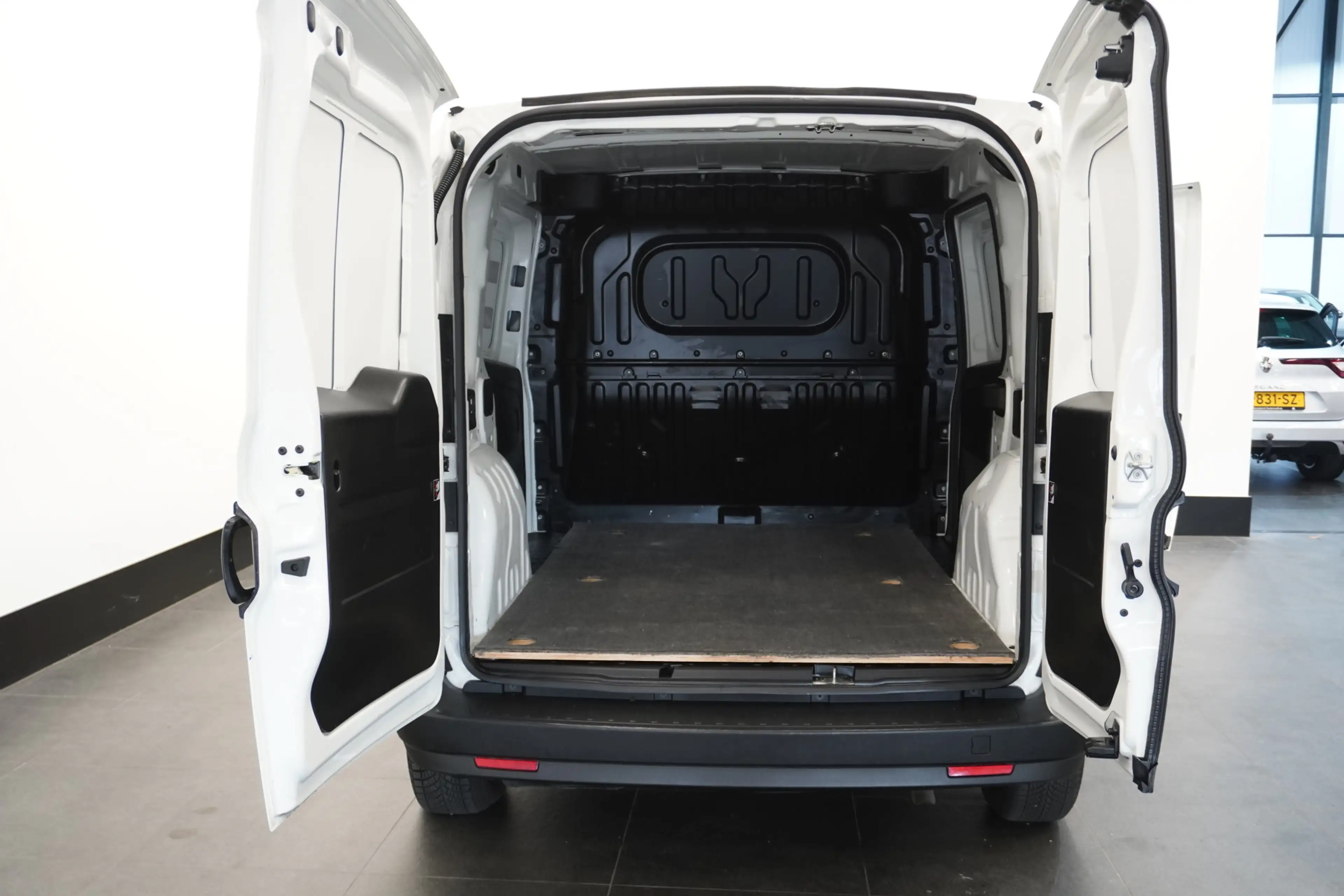 Fiat Doblo Cargo 1.3 MJ EURO 6 - Airco - Start/Stop - NAP - € — photo 10