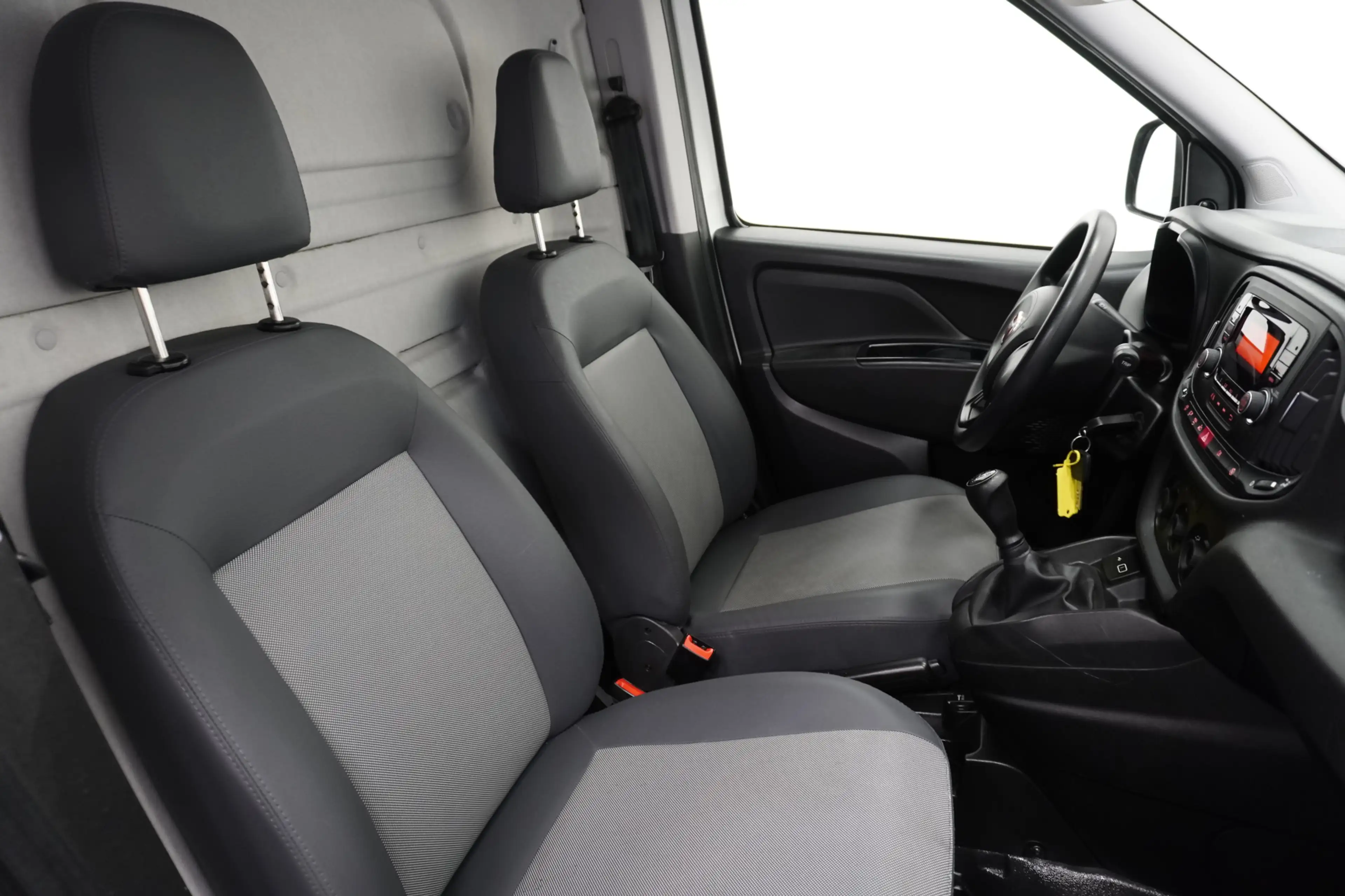 Fiat Doblo Cargo 1.3 MJ EURO 6 - Airco - Start/Stop - NAP - € — photo 3