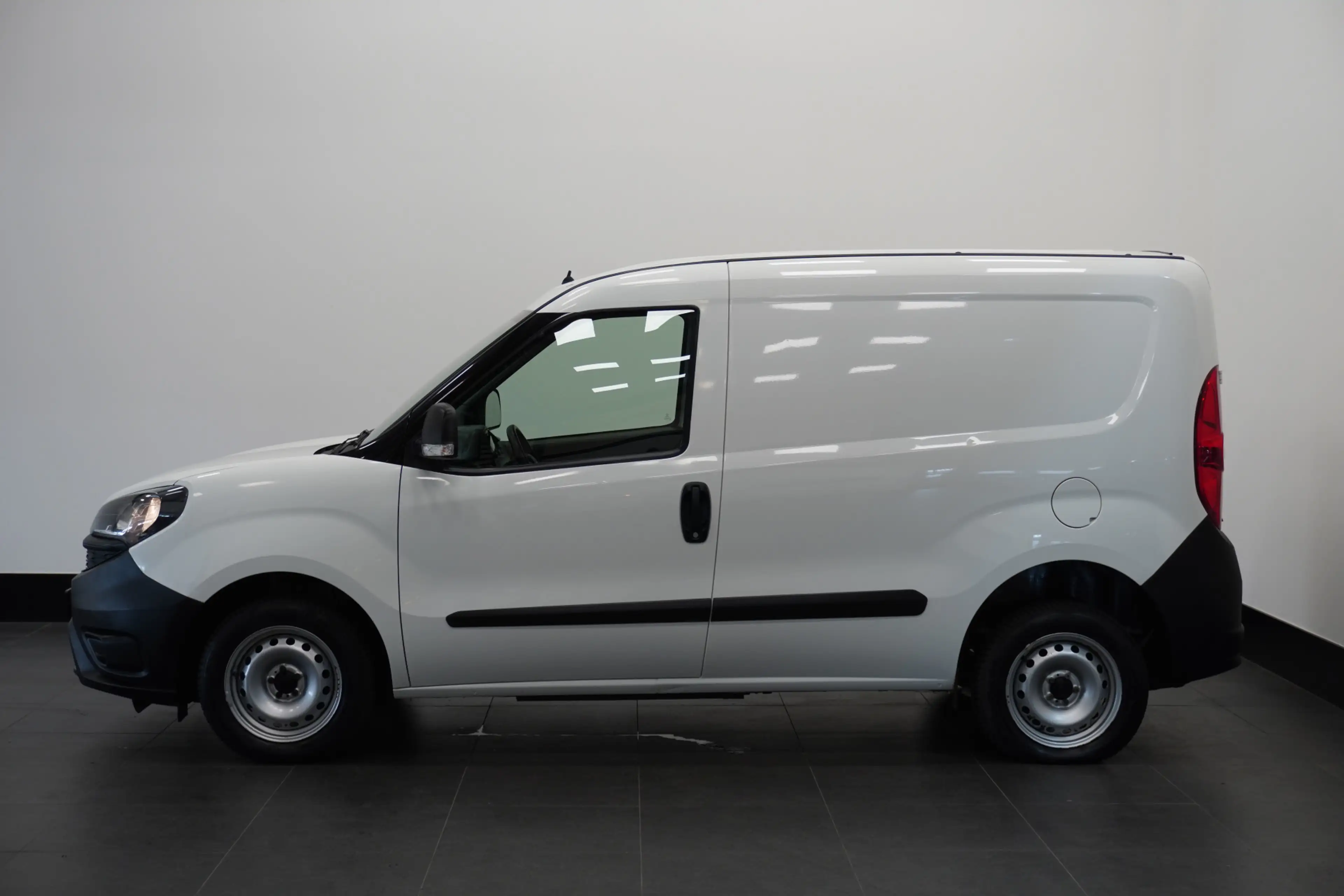 Fiat Doblo Cargo 1.3 MJ EURO 6 - Airco - Start/Stop - NAP - € — photo 6