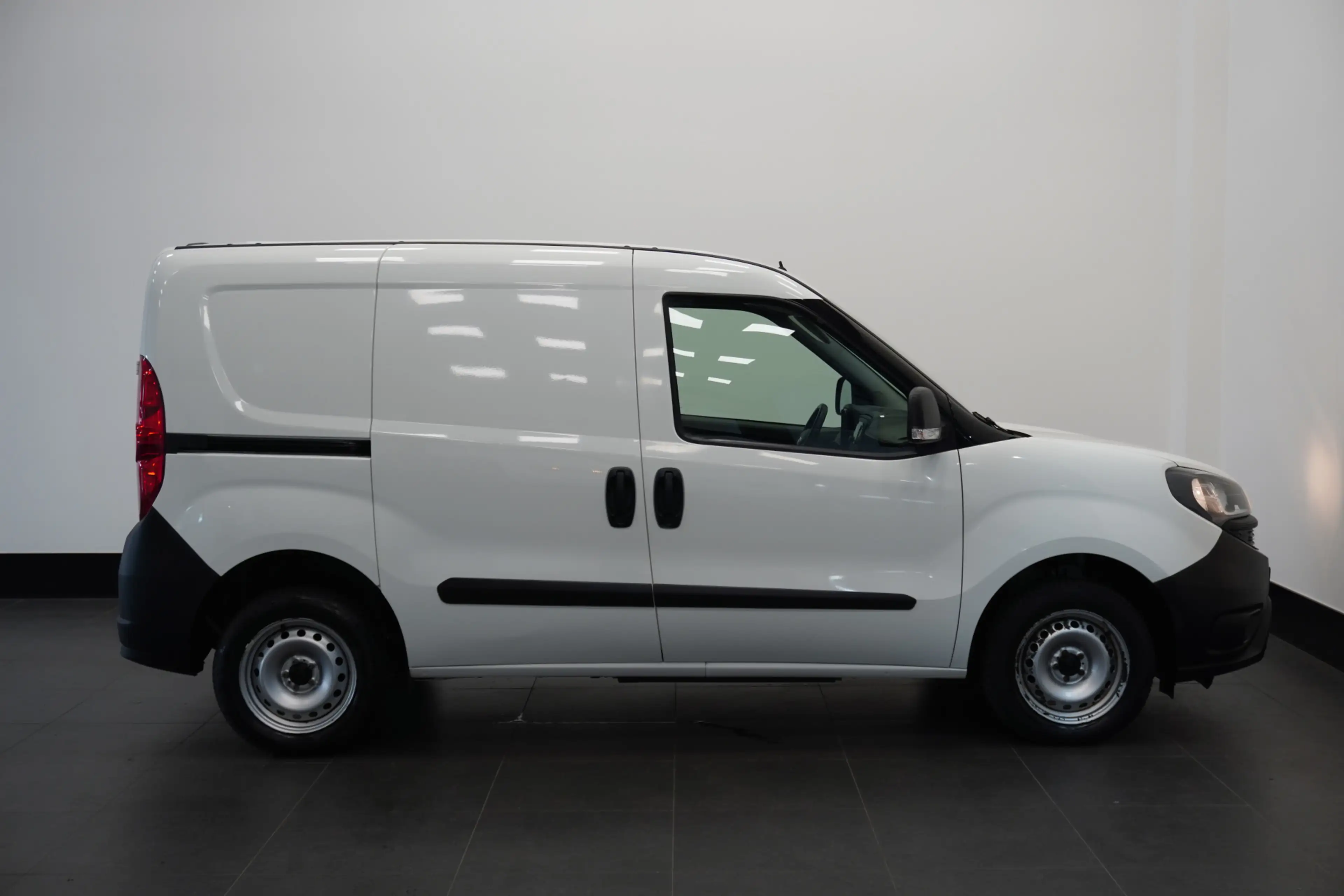 Fiat Doblo Cargo 1.3 MJ EURO 6 - Airco - Start/Stop - NAP - € — photo 7