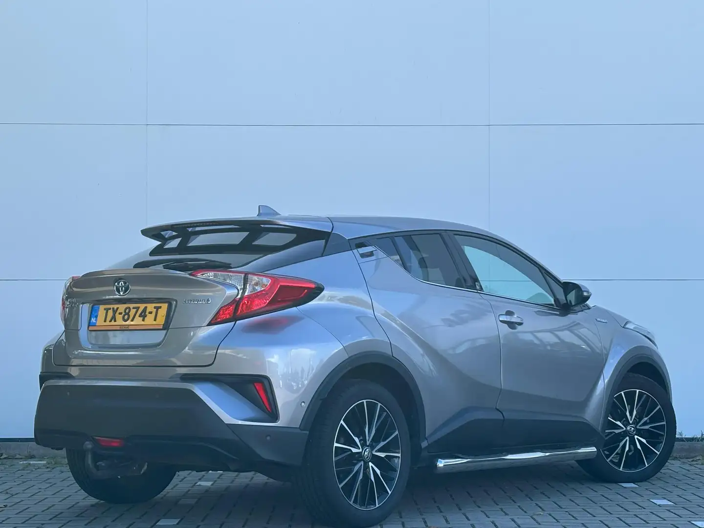 Toyota C-HR 1.8 Hybrid Energy Gris - 2
