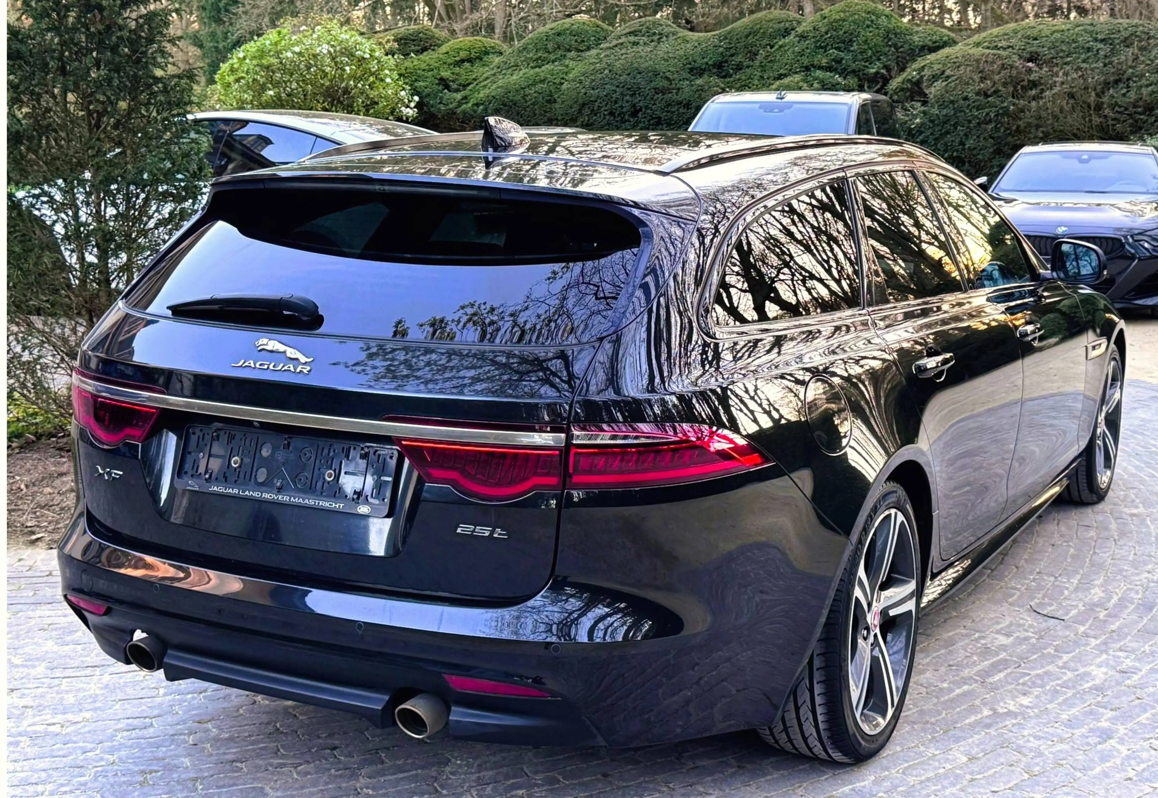 Jaguar XF 25t R-sport Sportbrake 2.0 benzine / Panodak/ Full optie — photo 9