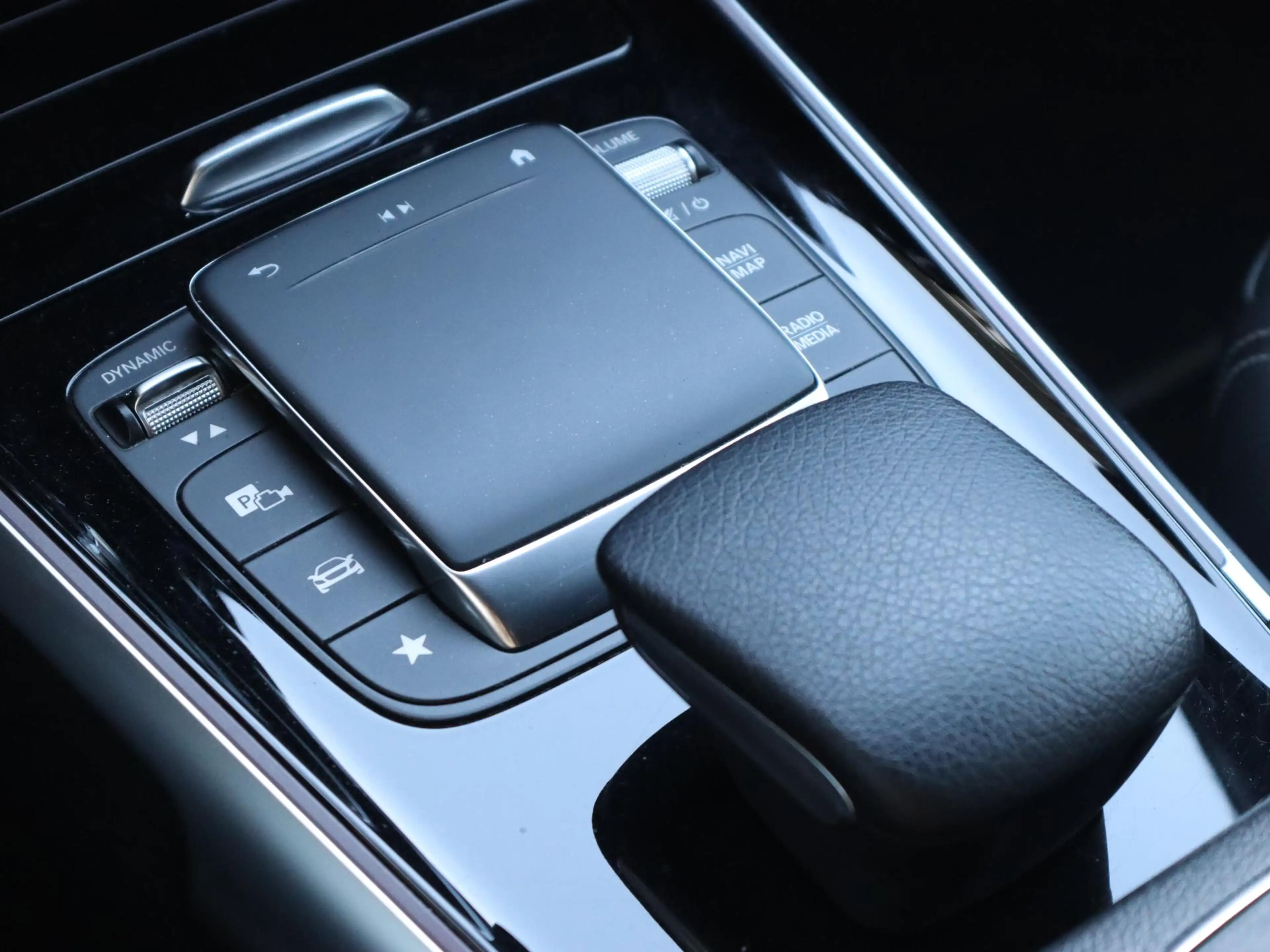 Mercedes-Benz EQB 250 Business Line 7p. 67 kWh — photo 14